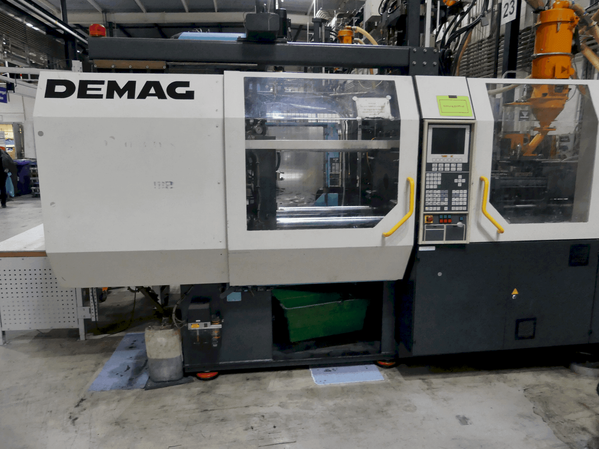 Vooraanzicht van DEMAG D125-320h/120v machine