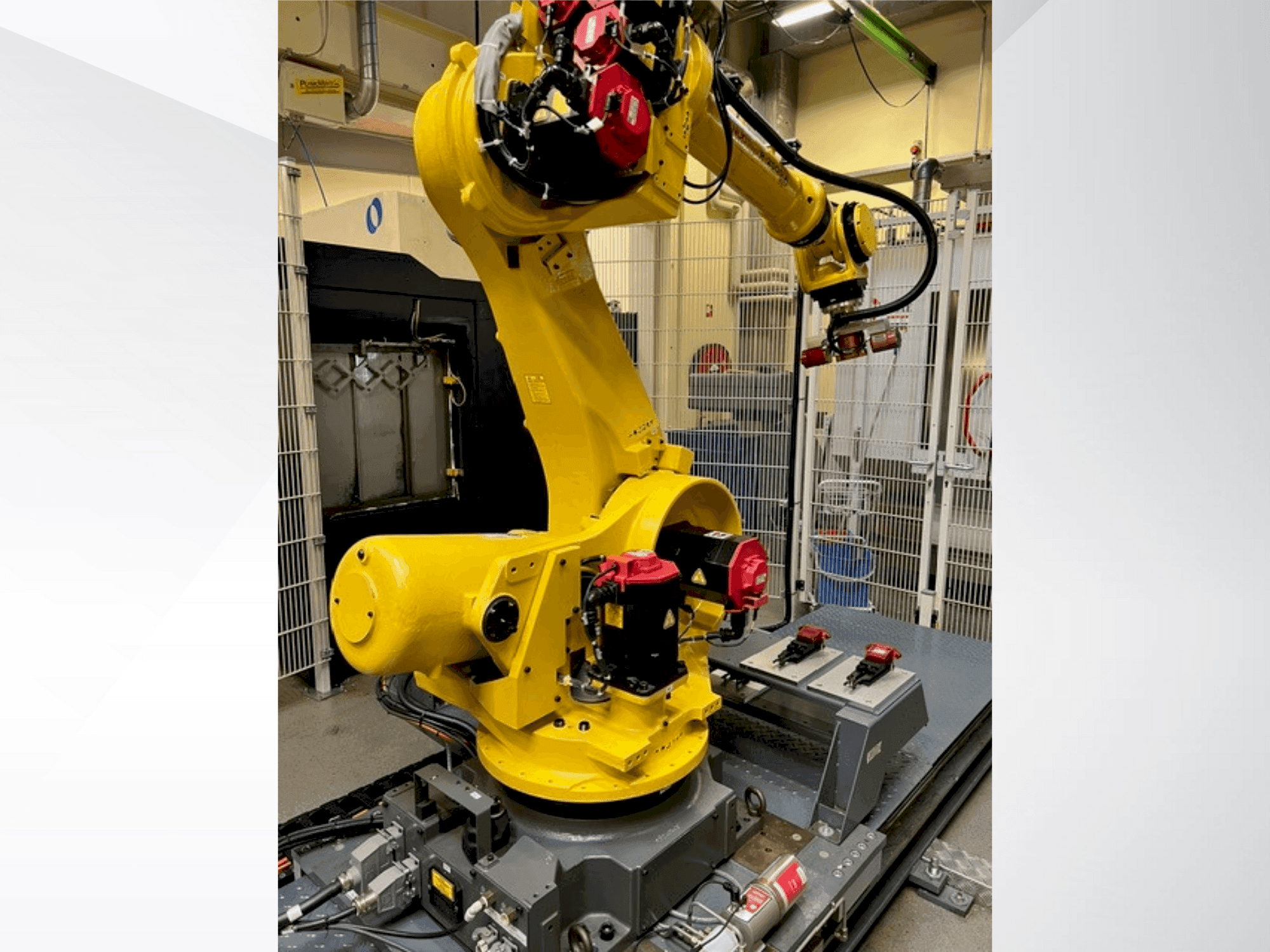 Vooraanzicht van EROWA Automation System machine