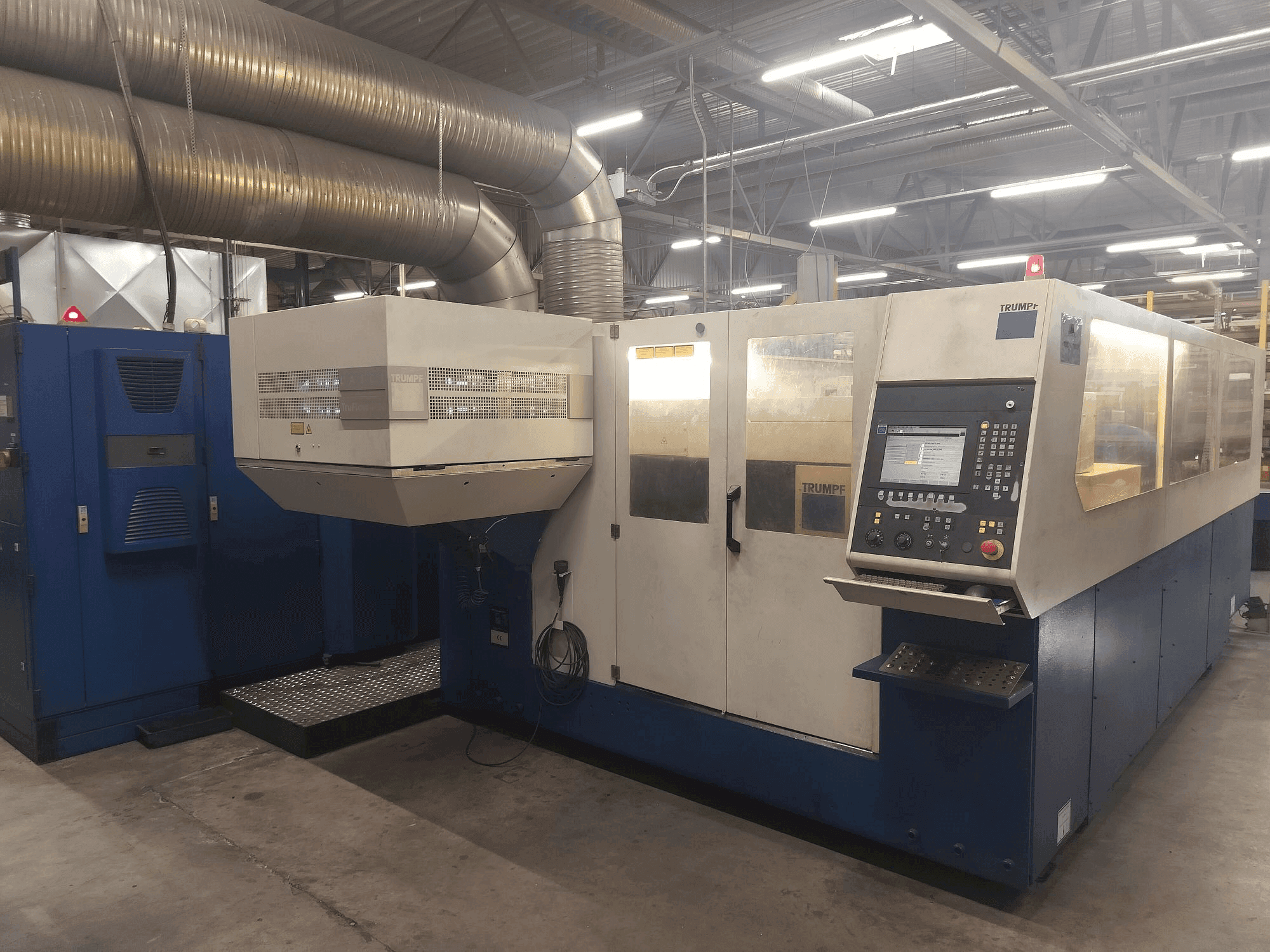 Vooraanzicht van TRUMPF Trulaser 3030 (2008) machine