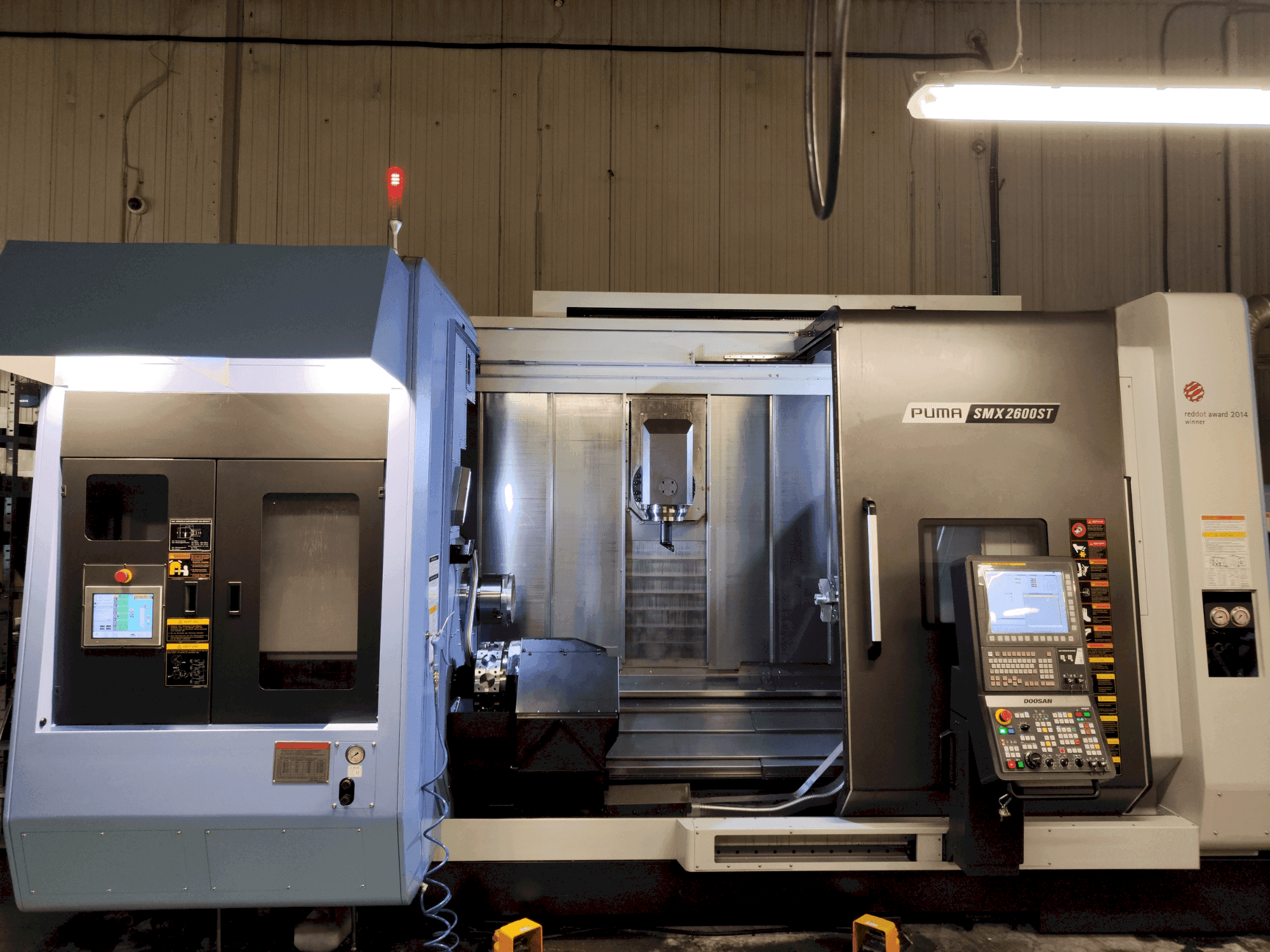 Vooraanzicht van DOOSAN Puma SMX 2600 ST machine