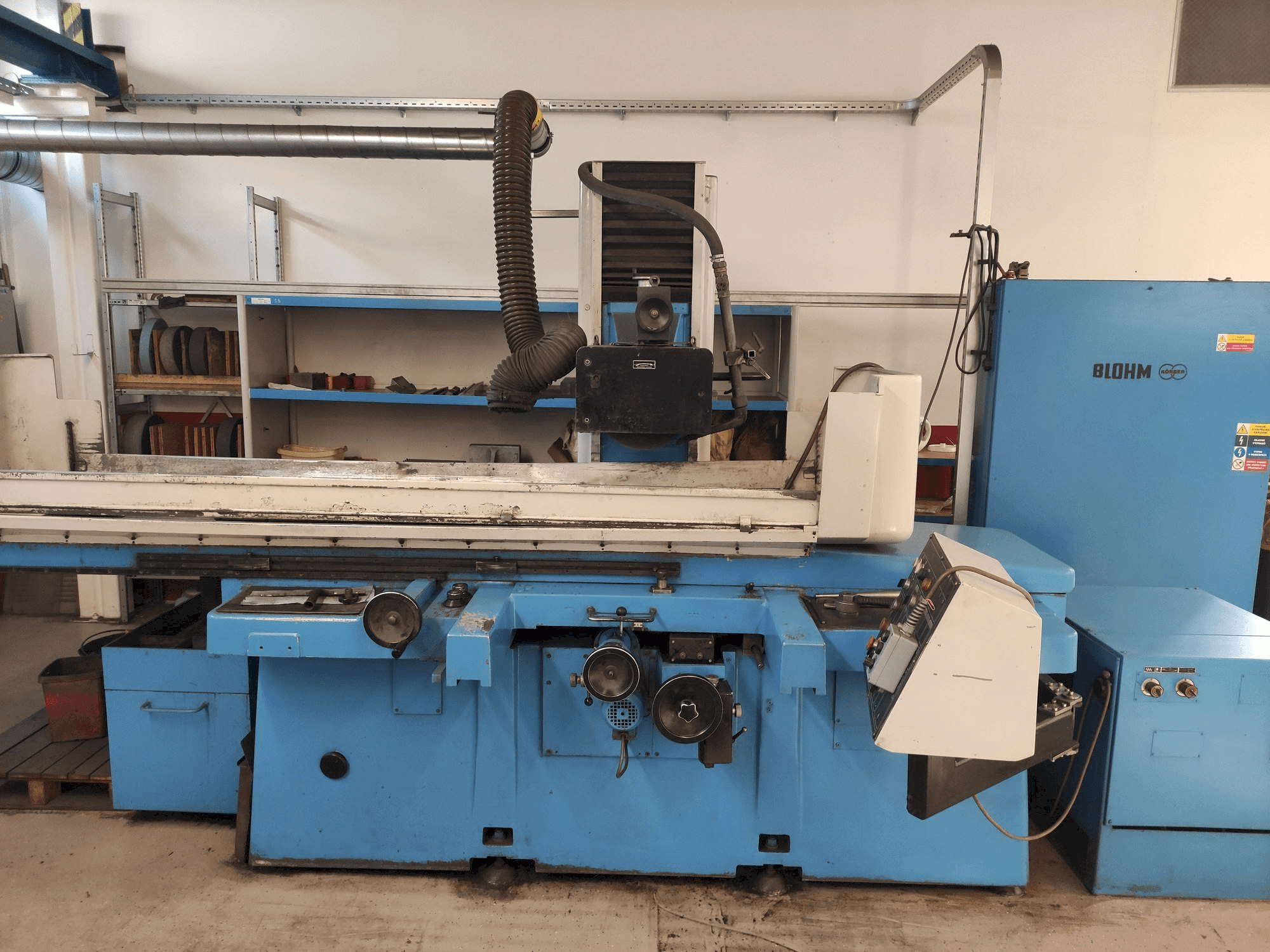 Vooraanzicht van BLOHM HFS 512 machine