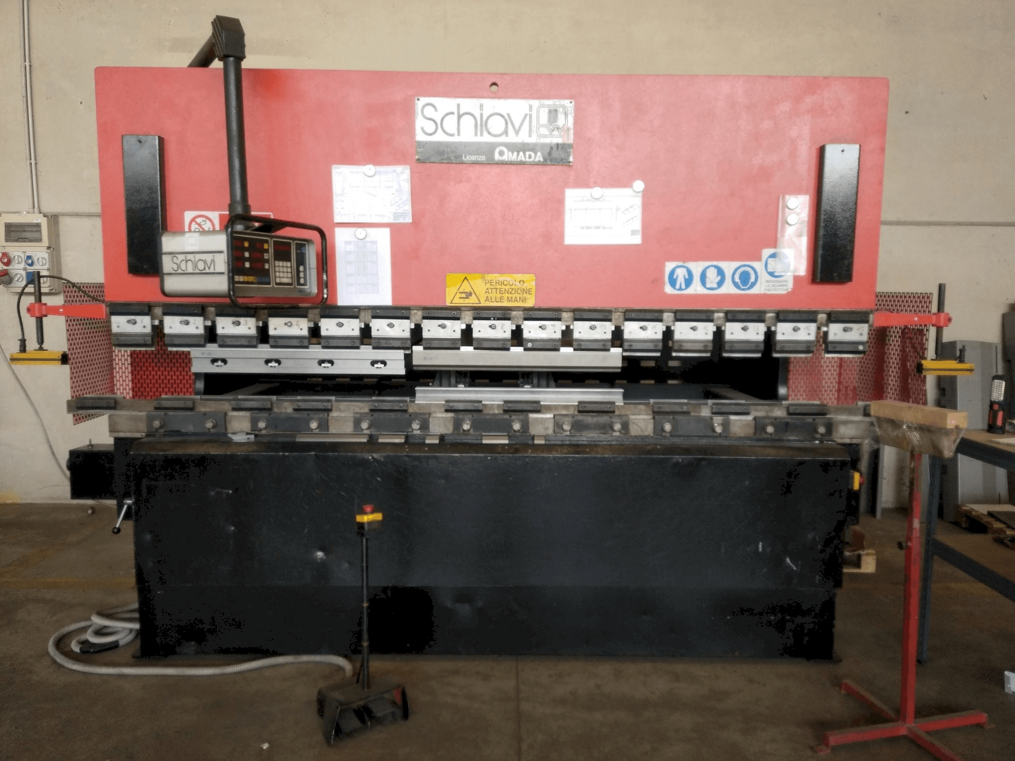 Vooraanzicht van Schiavi ITS 103 machine