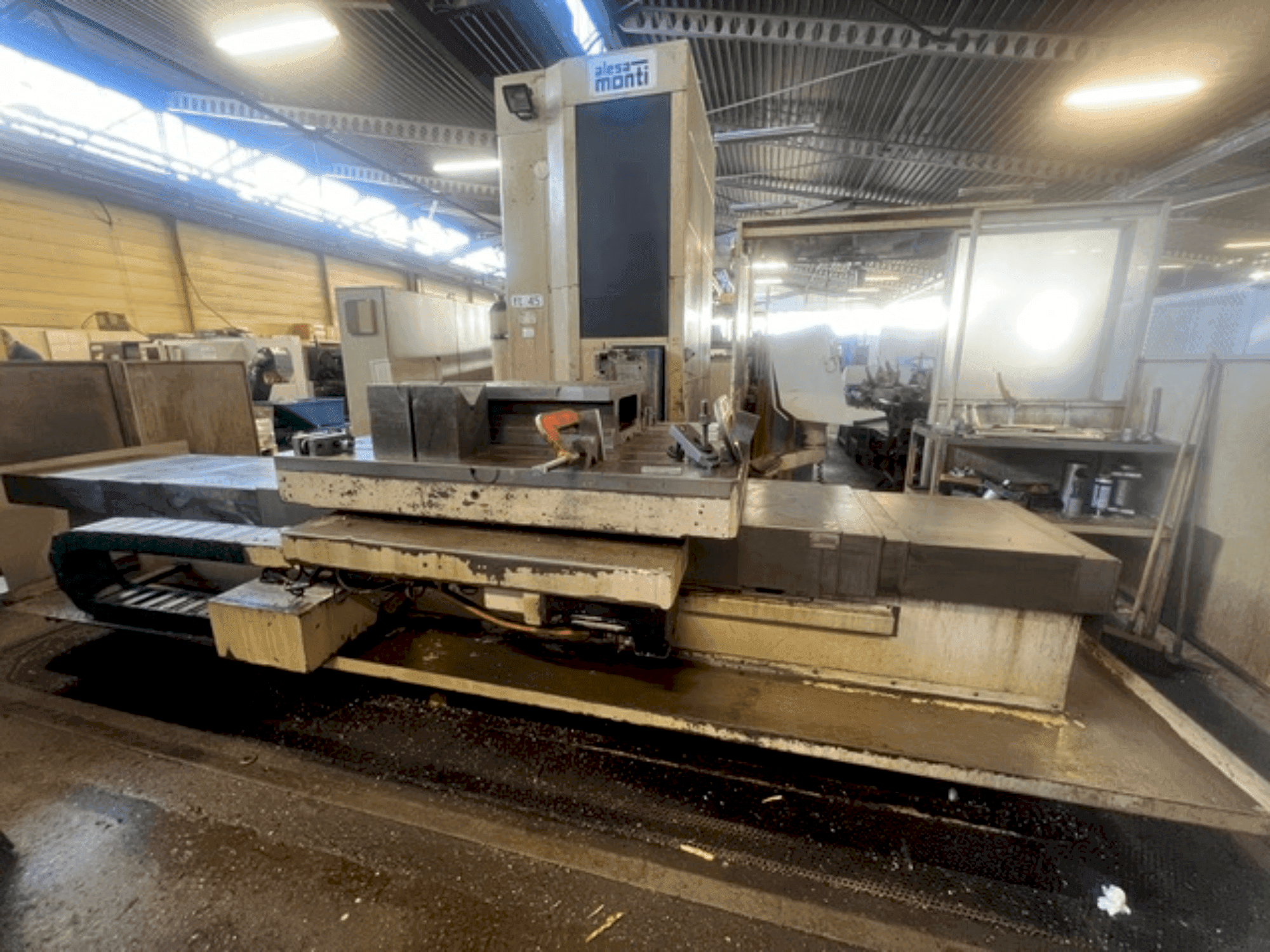 Vooraanzicht van ALESA MONTI FT45TG machine