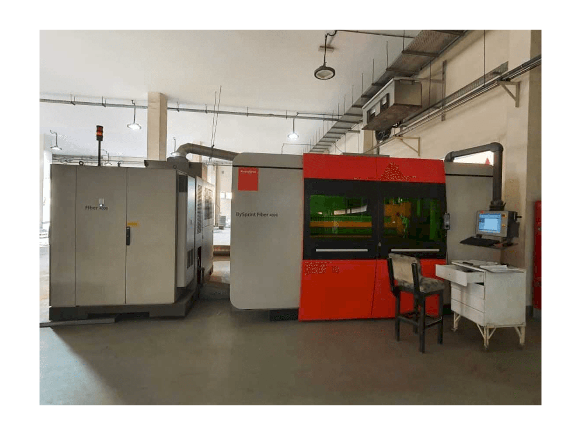 Vooraanzicht van Bystronic BySprint Fiber 4020 machine