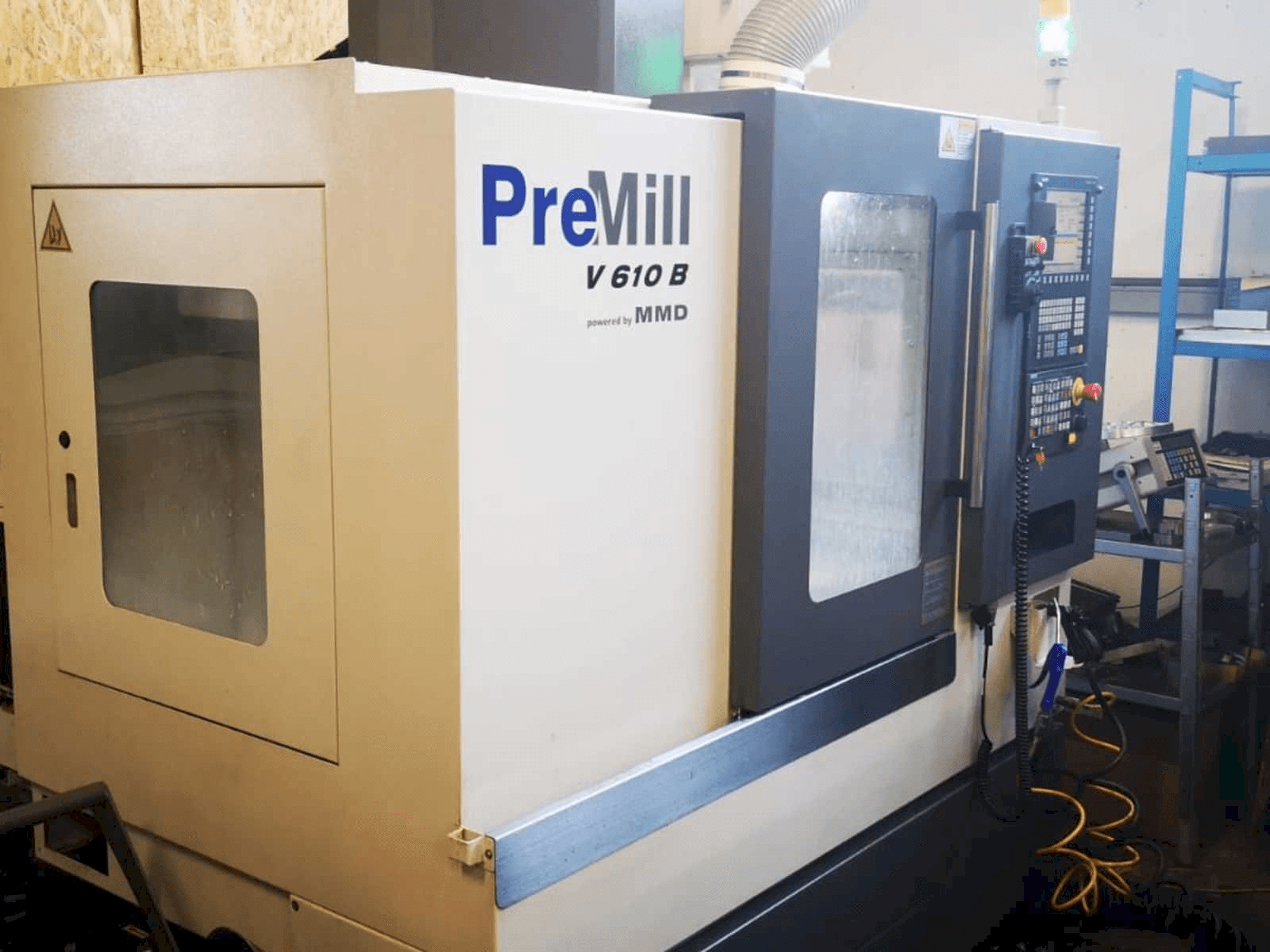 Vooraanzicht van PreMill V 610 B machine