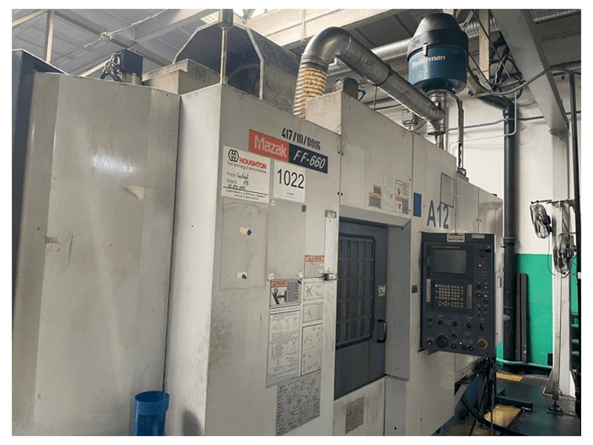 Vooraanzicht van Mazak FF-660 machine