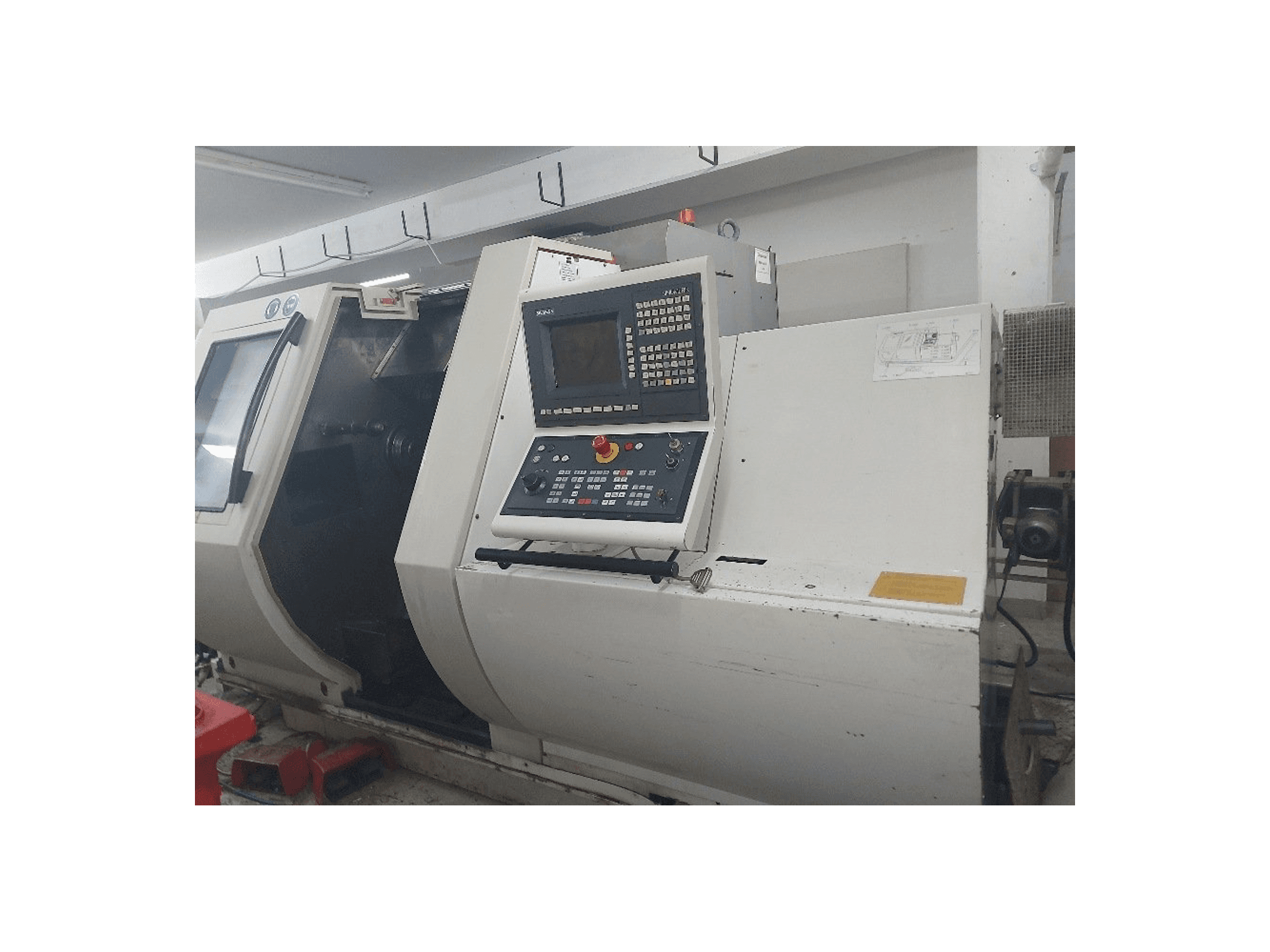 Vooraanzicht van Gildemeister MF Twin 65 machine