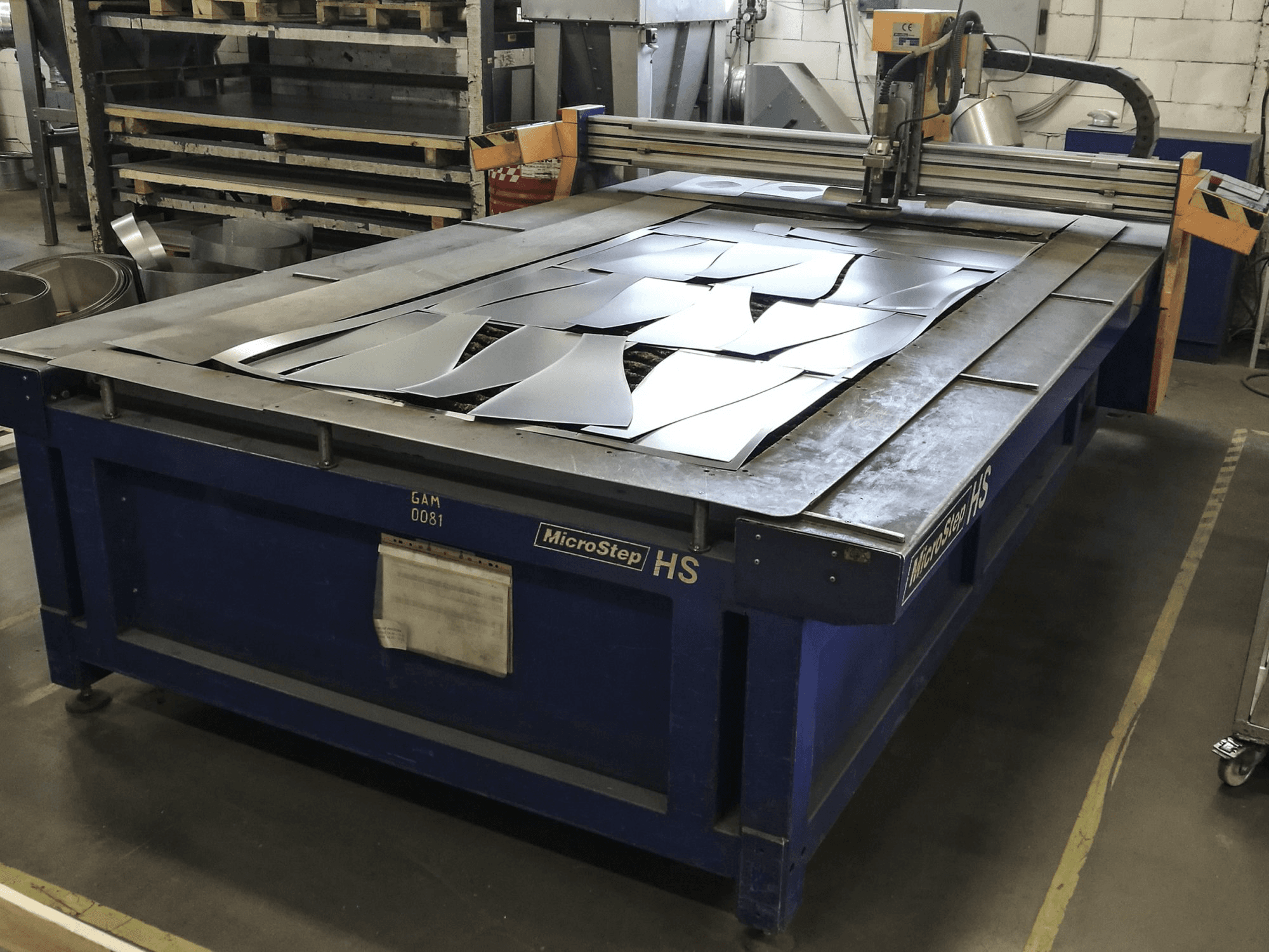 Recht aanzicht van MicroStep HS 3001.15 machine