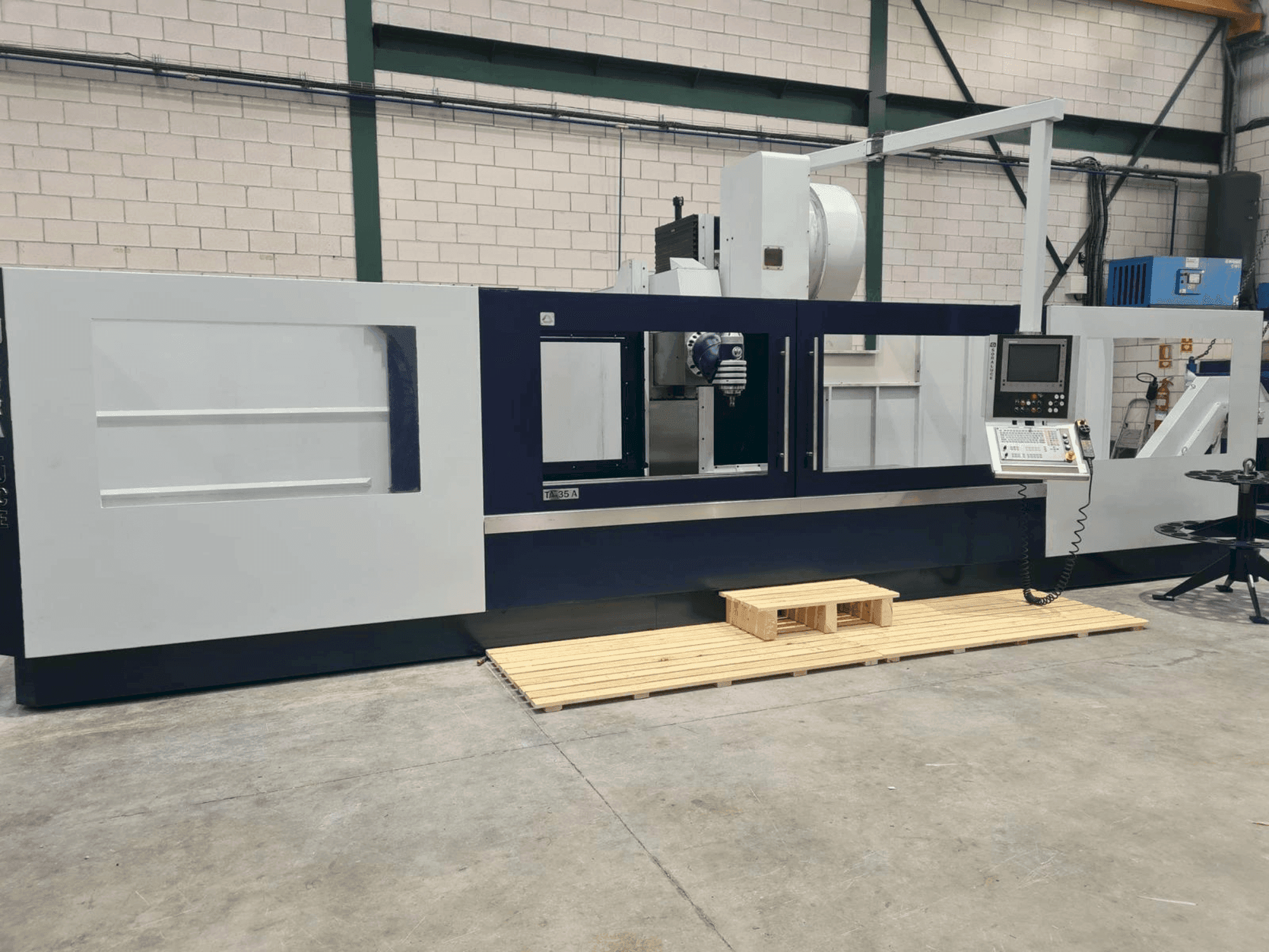 Vooraanzicht van Soraluce TA-35A machine