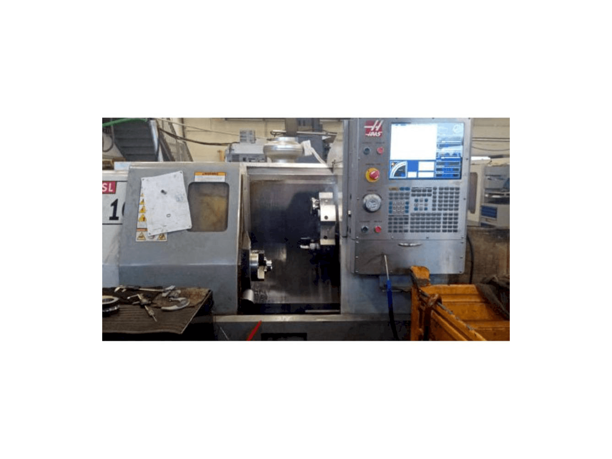 Vooraanzicht van HAAS SL-10 machine