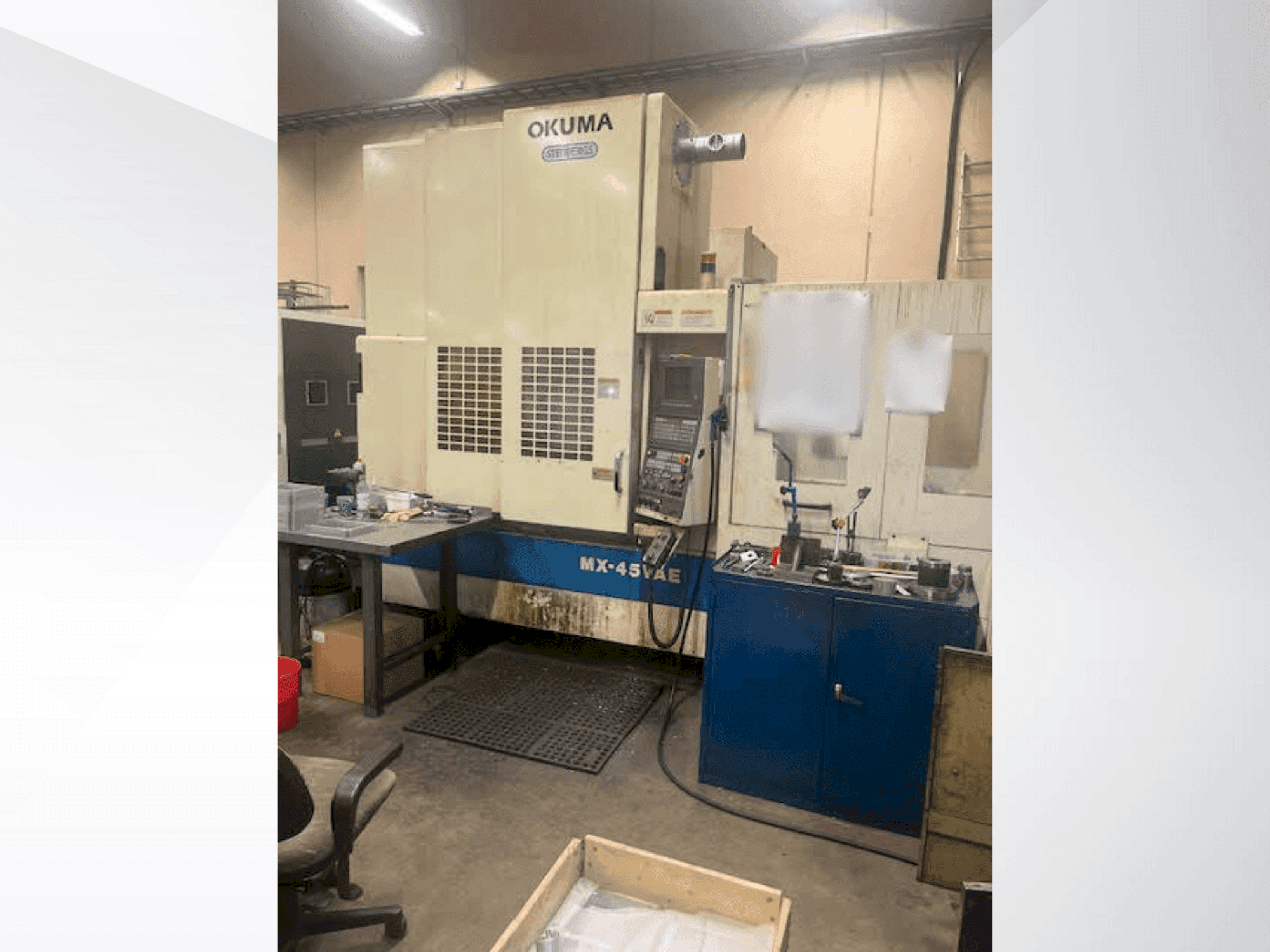 Vooraanzicht van Okuma MX-45VAE machine