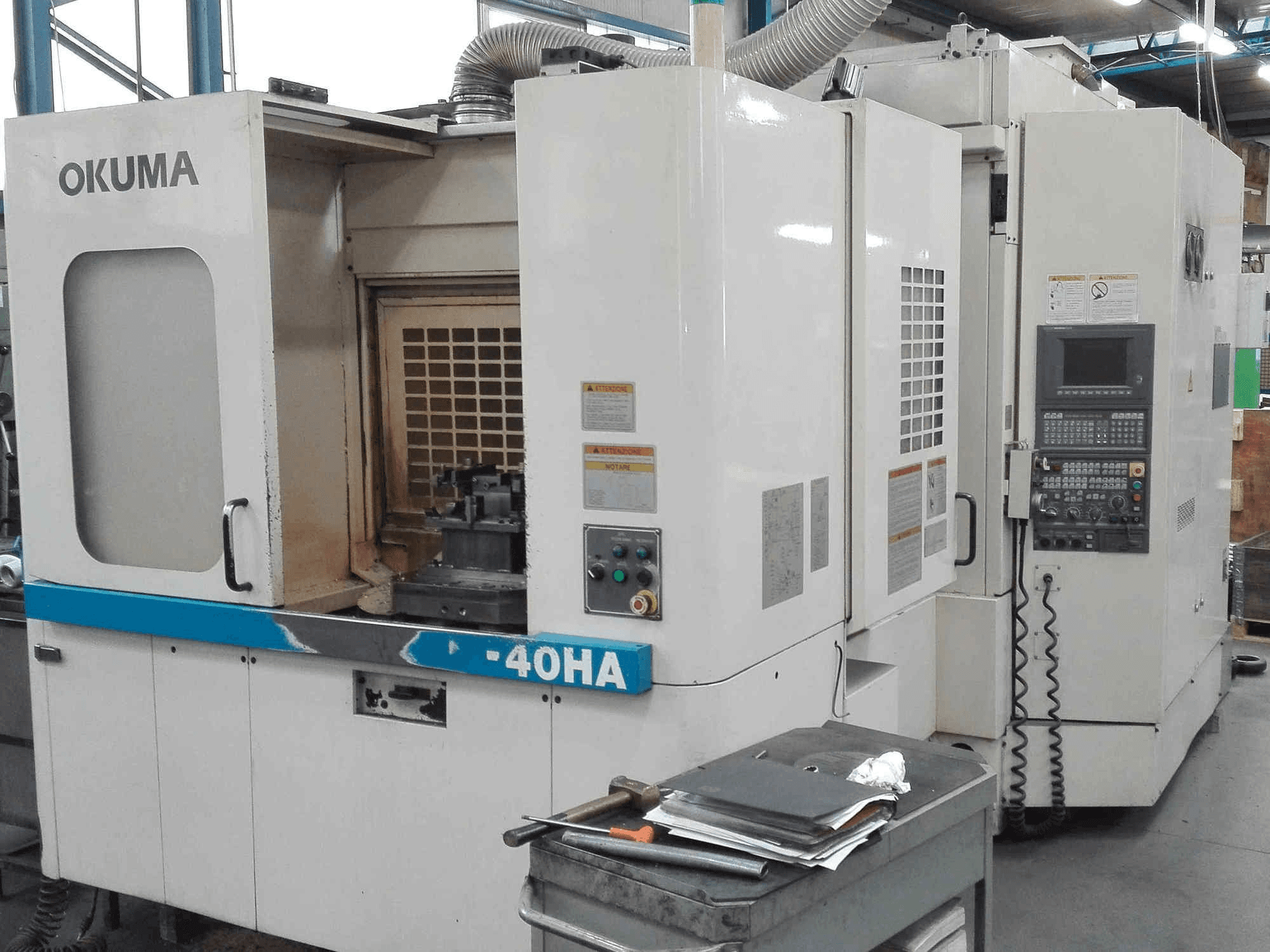 Vooraanzicht van Okuma MX 40HA machine