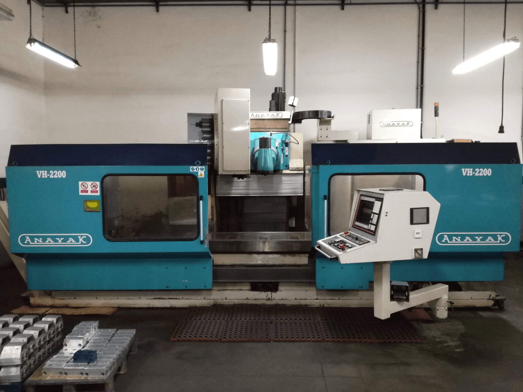 Vooraanzicht van ANAYAK VH-2200 machine