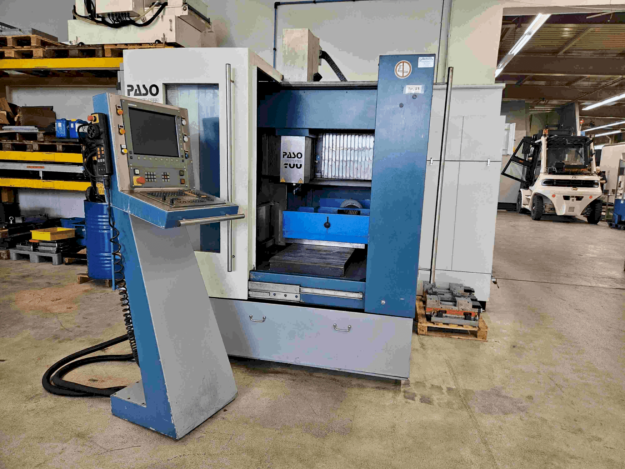 Vooraanzicht van PASO PS400 (2004) machine