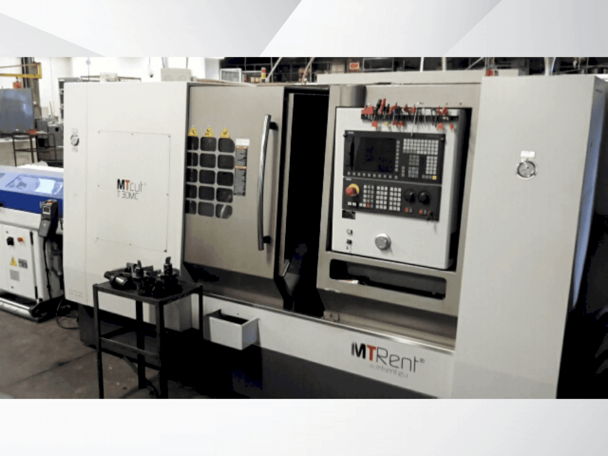 Vooraanzicht van MTRent T30MC machine