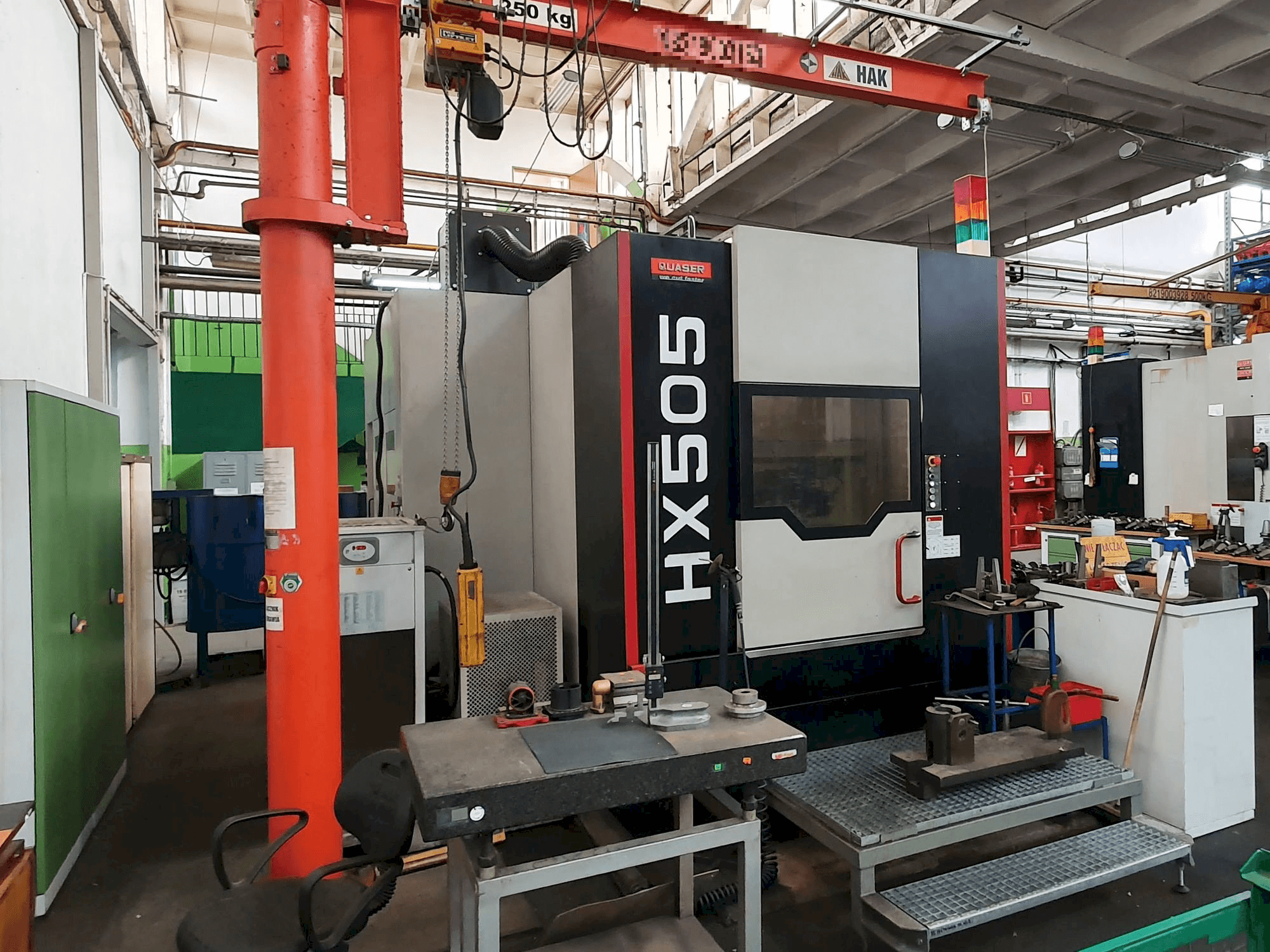 Vooraanzicht van Quaser HX505 AP / 6B machine