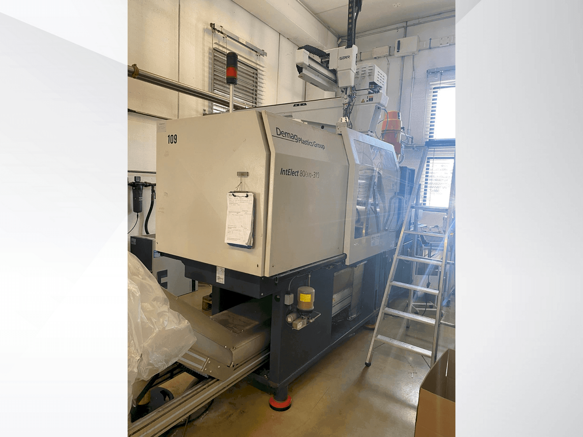 Vooraanzicht van DEMAG IntetElect 80/370-310 machine