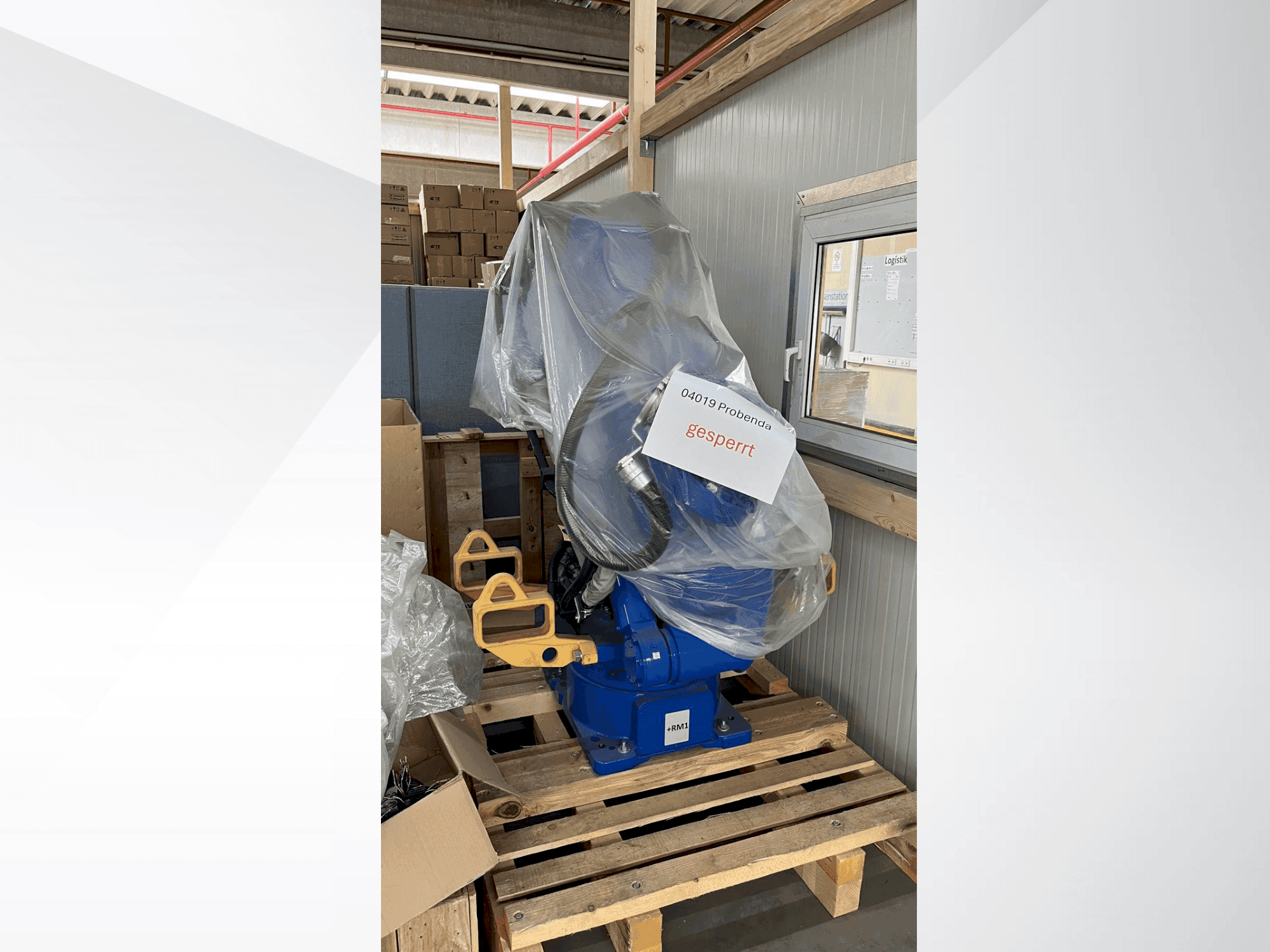 Vooraanzicht van Yaskawa GP180 machine