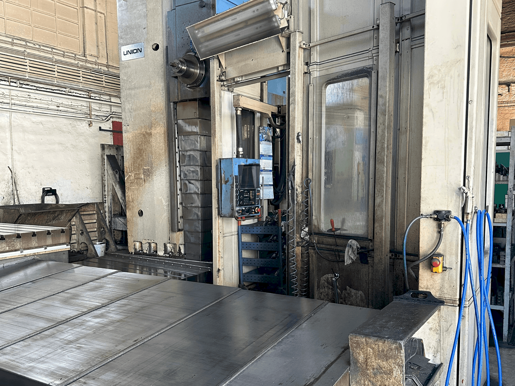 Vooraanzicht van UNION BFK 150/2 machine