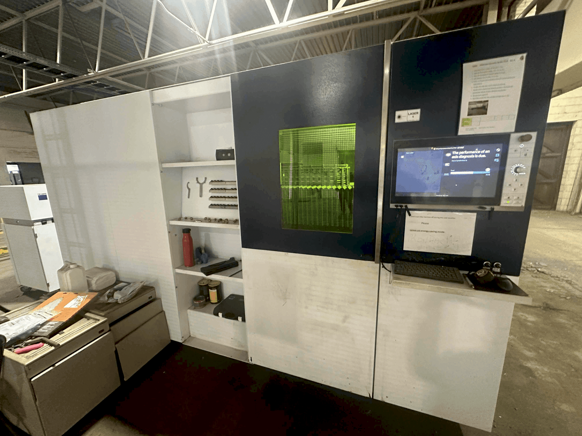 Vooraanzicht van TRUMPF Trulaser 1040 Fiber machine