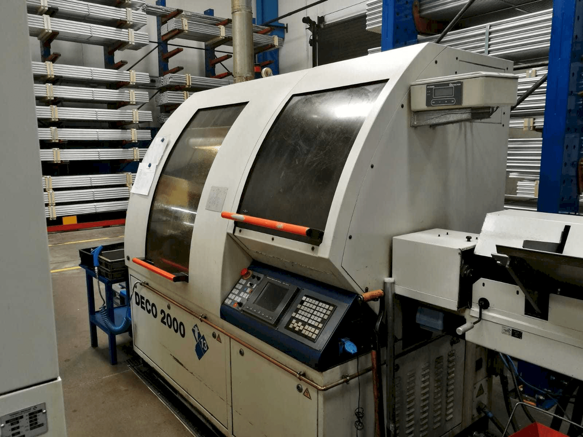 Vooraanzicht van Bechler DECO 2000/13 machine