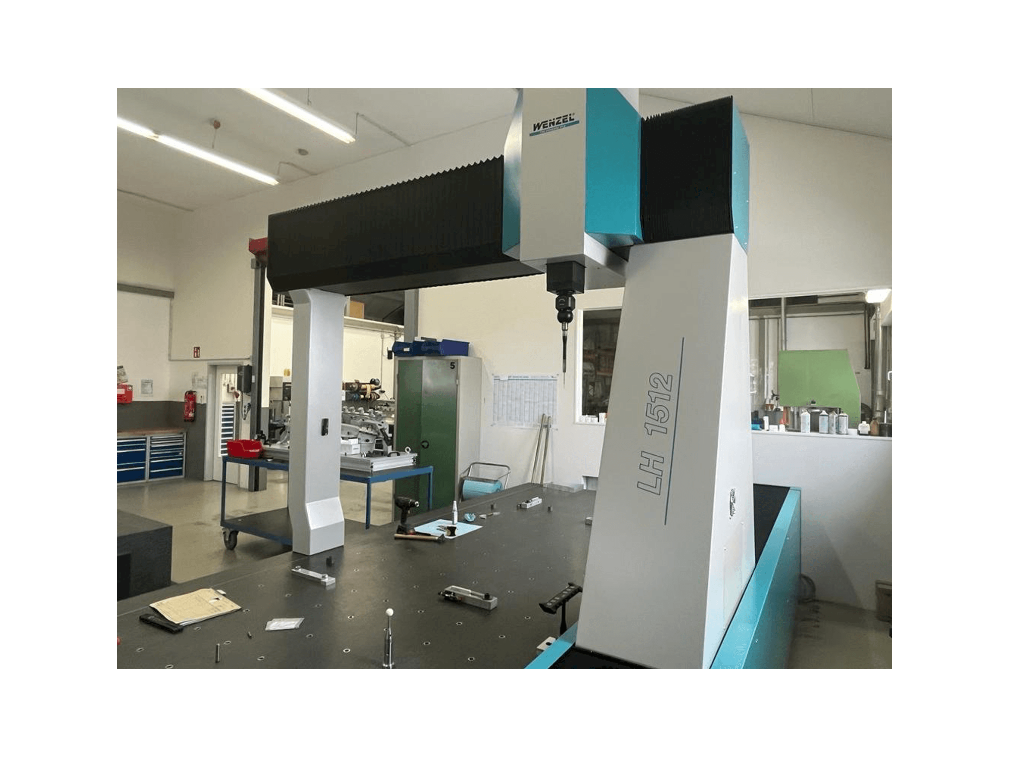 Vooraanzicht van Wenzel LH 1512 machine