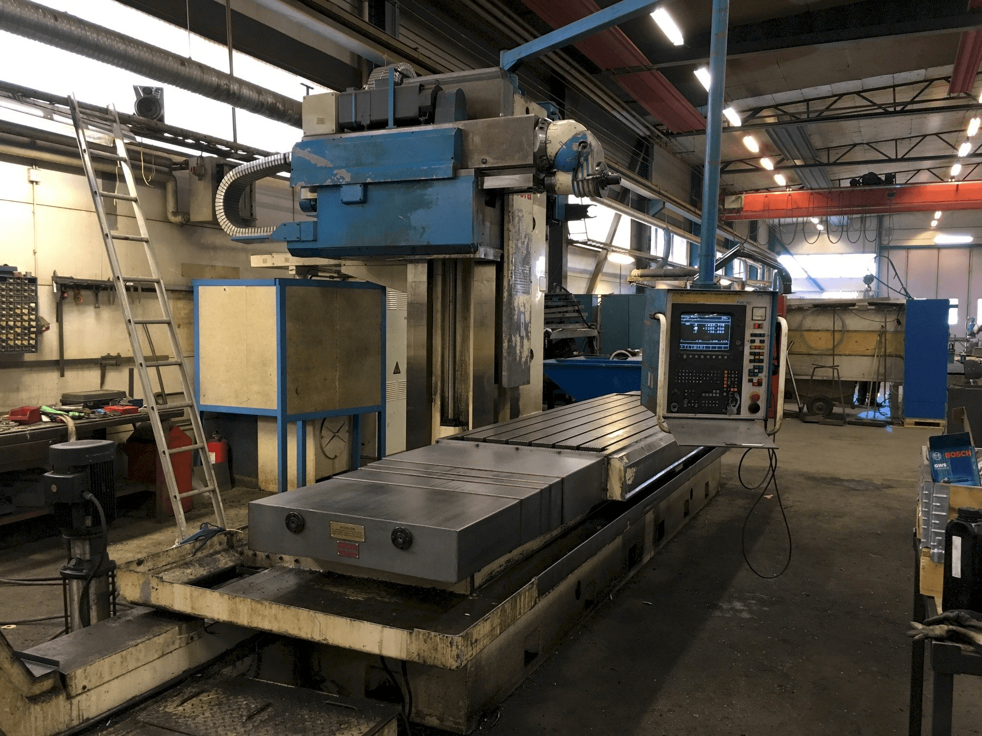 Vooraanzicht van Soraluce TR 35 machine