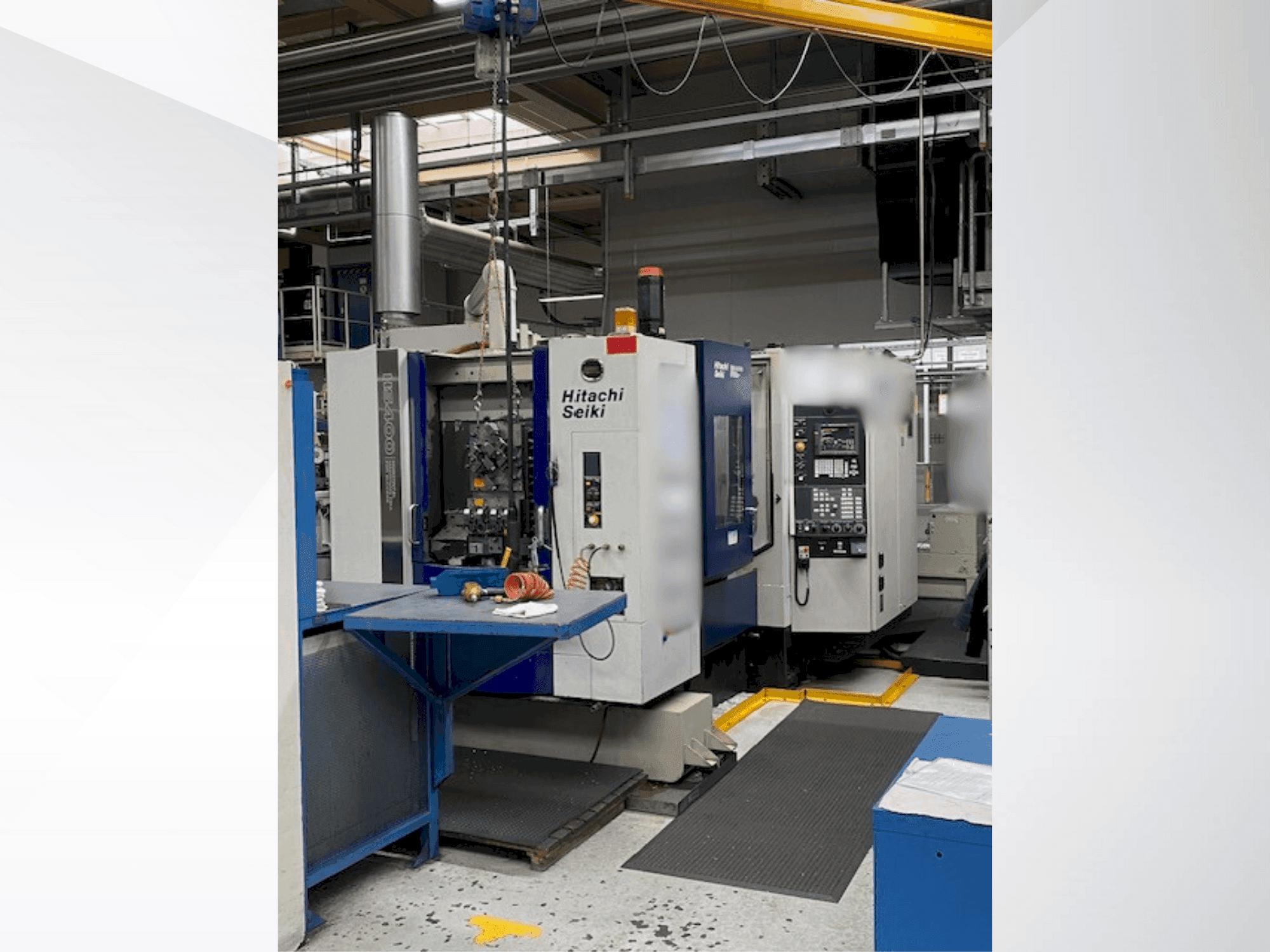 Vooraanzicht van HITACHI SEIKI HS 400 machine