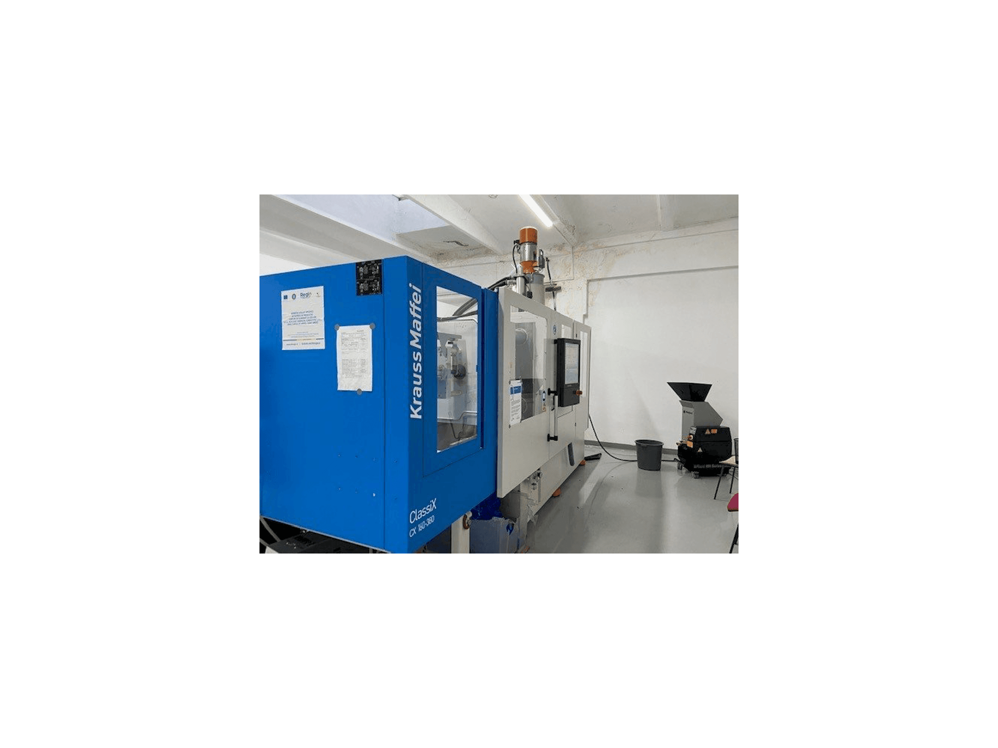 Linkerzijdeaanzicht van Krauss Maffei ClassiX CX 160-380 machine