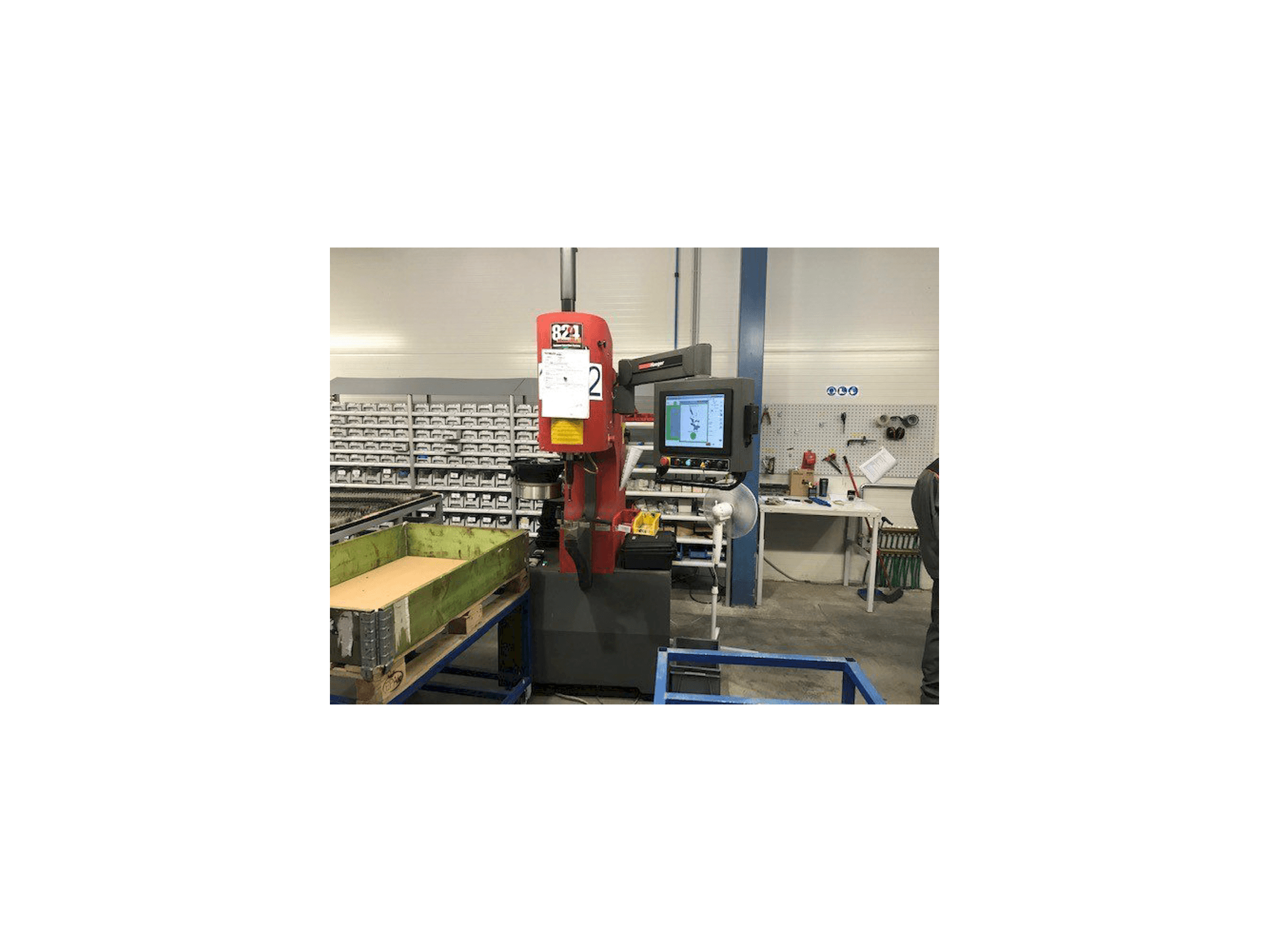 Linkerzijdeaanzicht van Haeger WT-824 4e machine