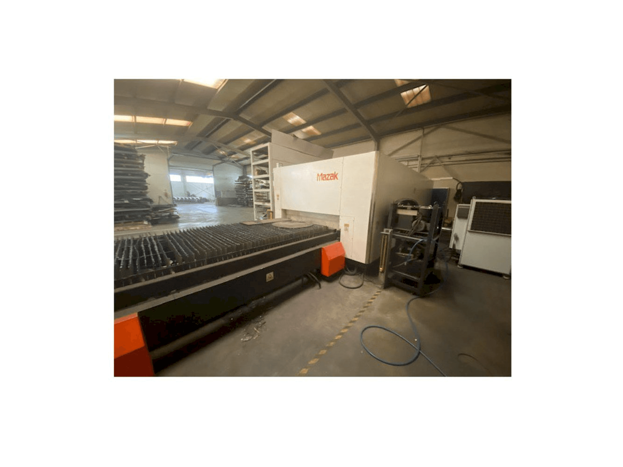 Vooraanzicht van Mazak Optiplex Nexus 3015 machine