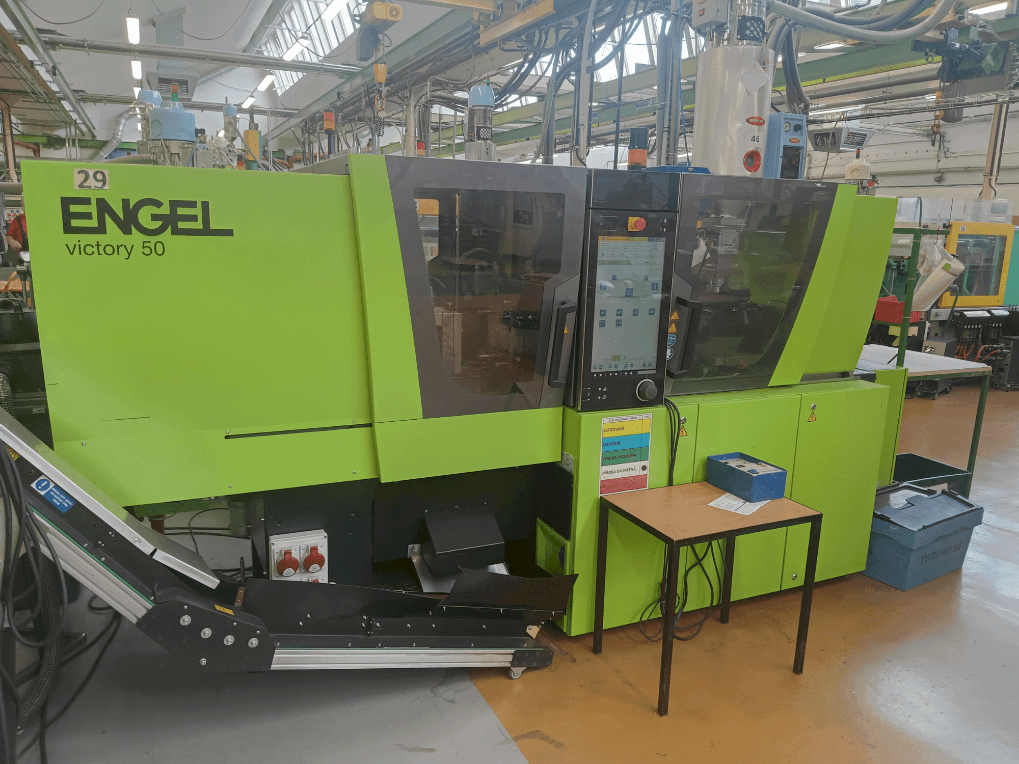 Vooraanzicht van Engel Victory 200/50 spex machine