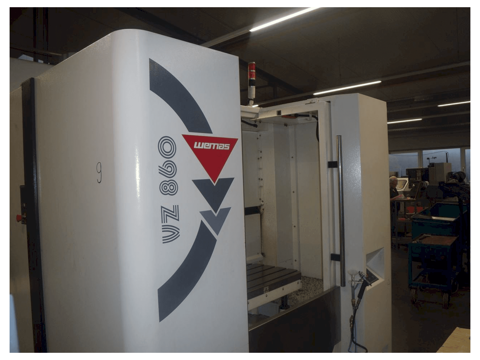 Vooraanzicht van WEMAS VZ 860 APC machine