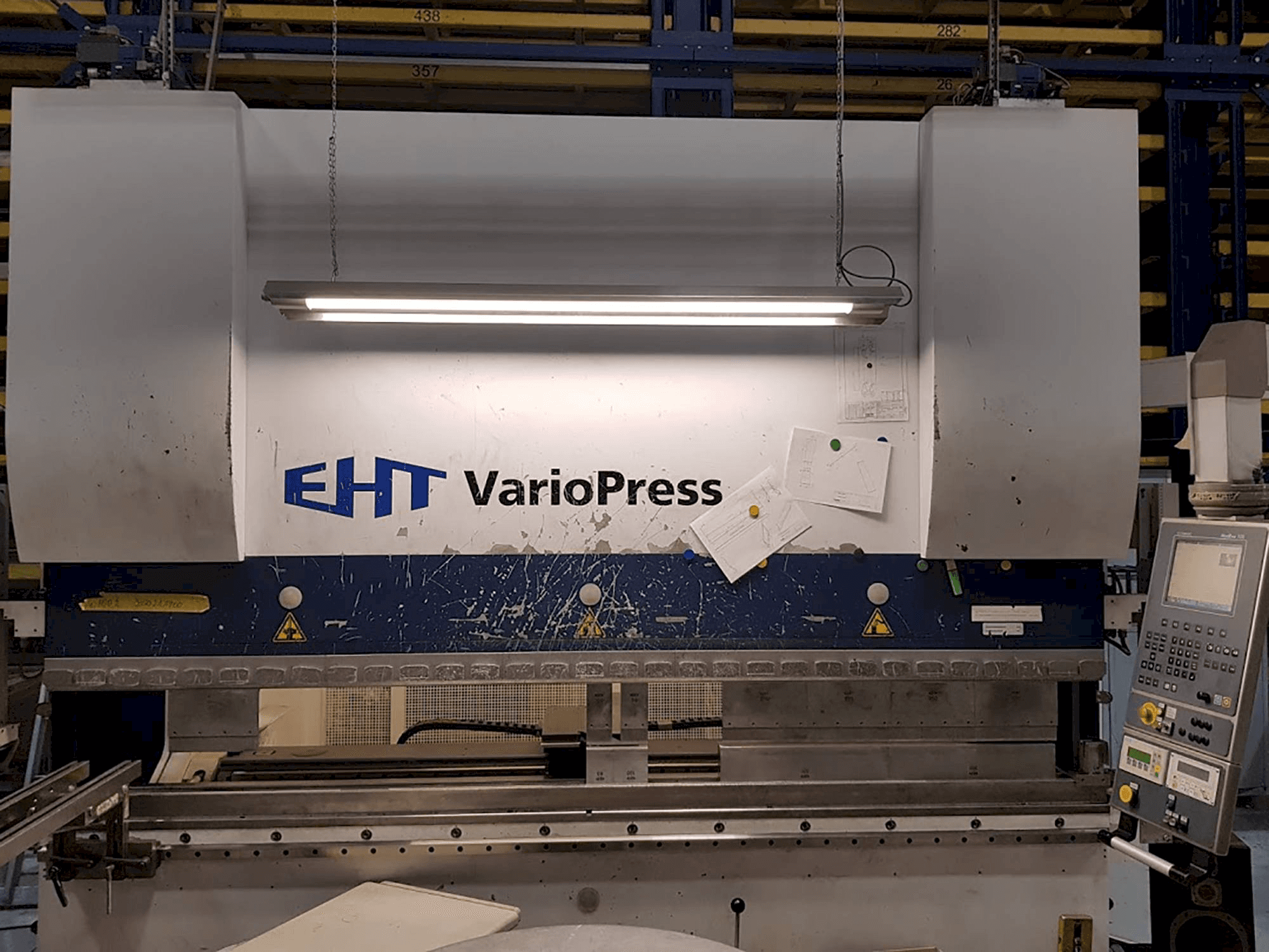 Vooraanzicht van EHT VarioPress 170-30 machine