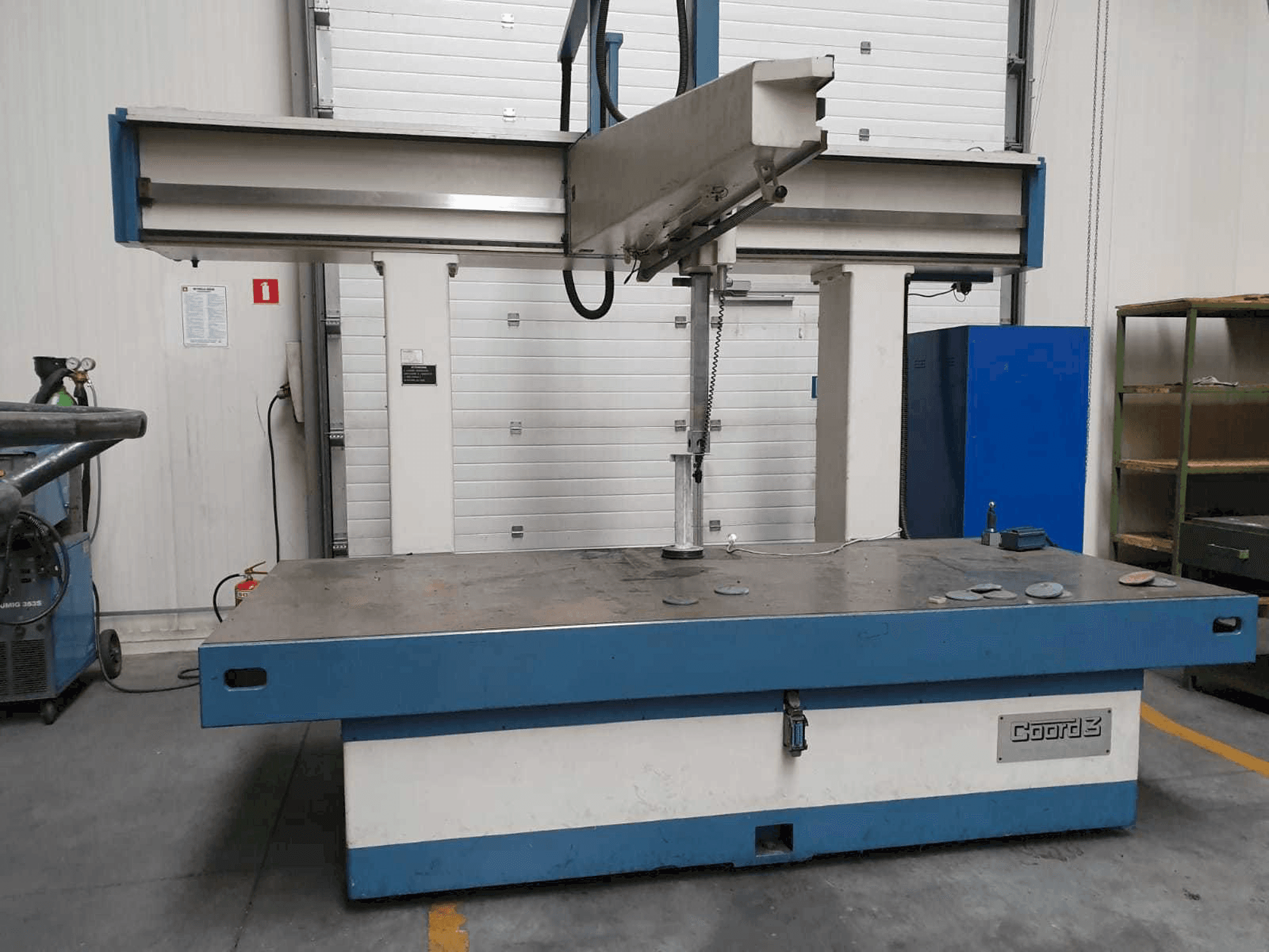 Vooraanzicht van Coord3 TR32 machine