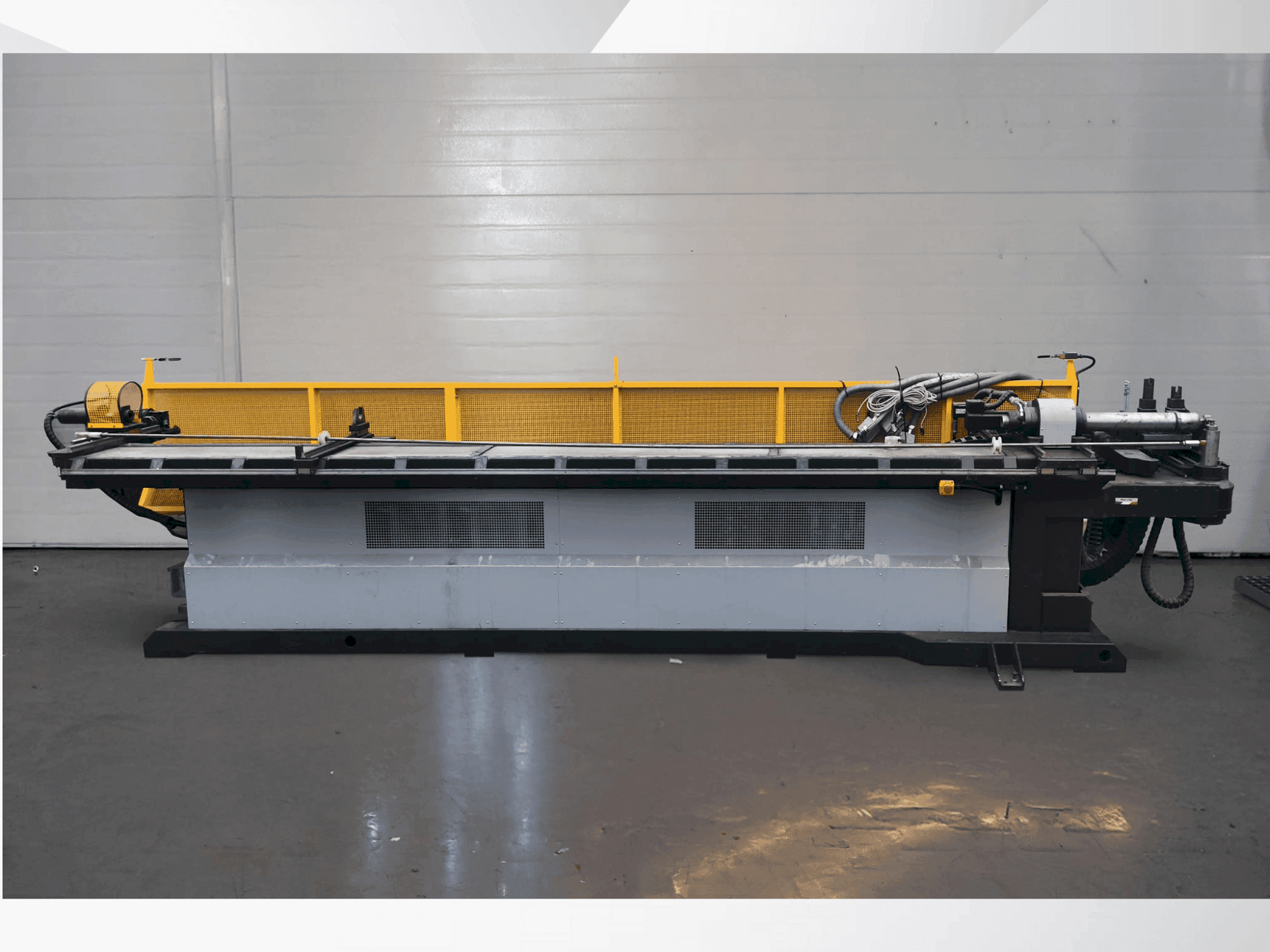 Vooraanzicht van MACRI Provar 6-45 U-D machine