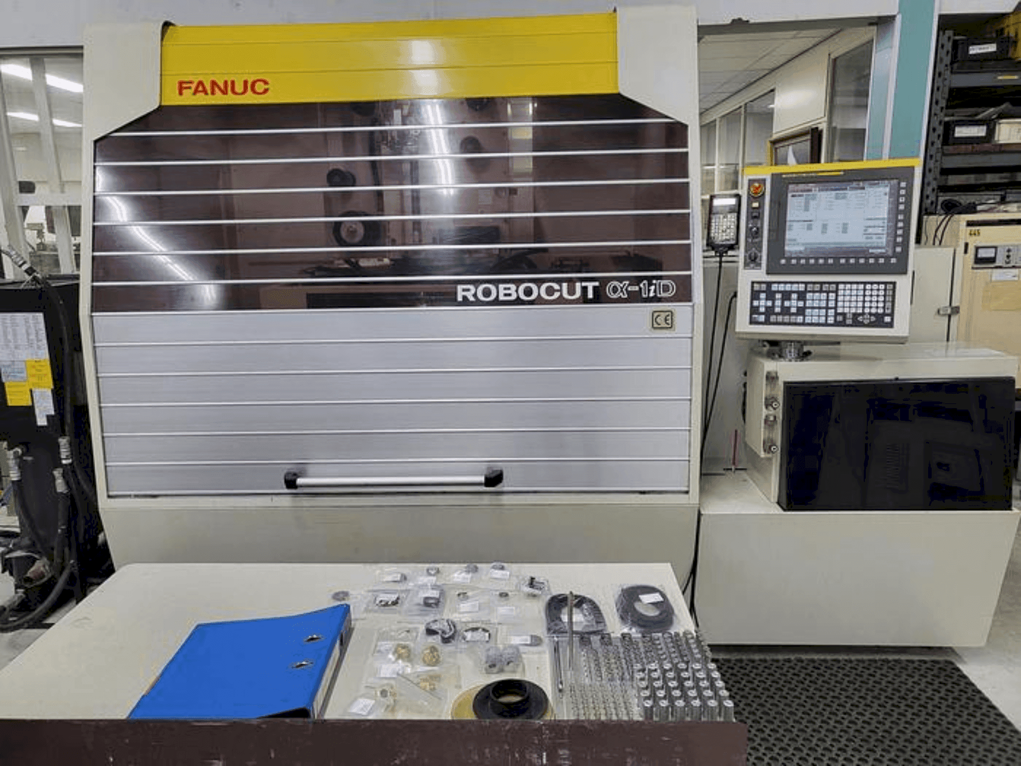 Vooraanzicht van FANUC Alpha 1ID machine