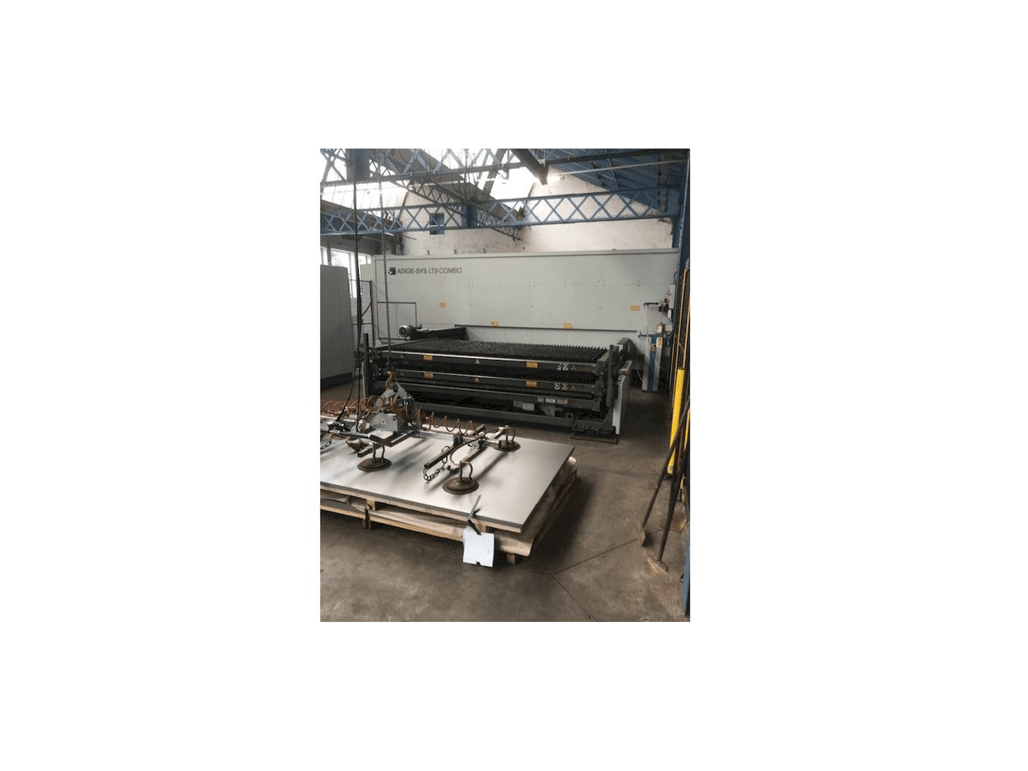 Vooraanzicht van BLM Adige-Sys LT9 Combo machine