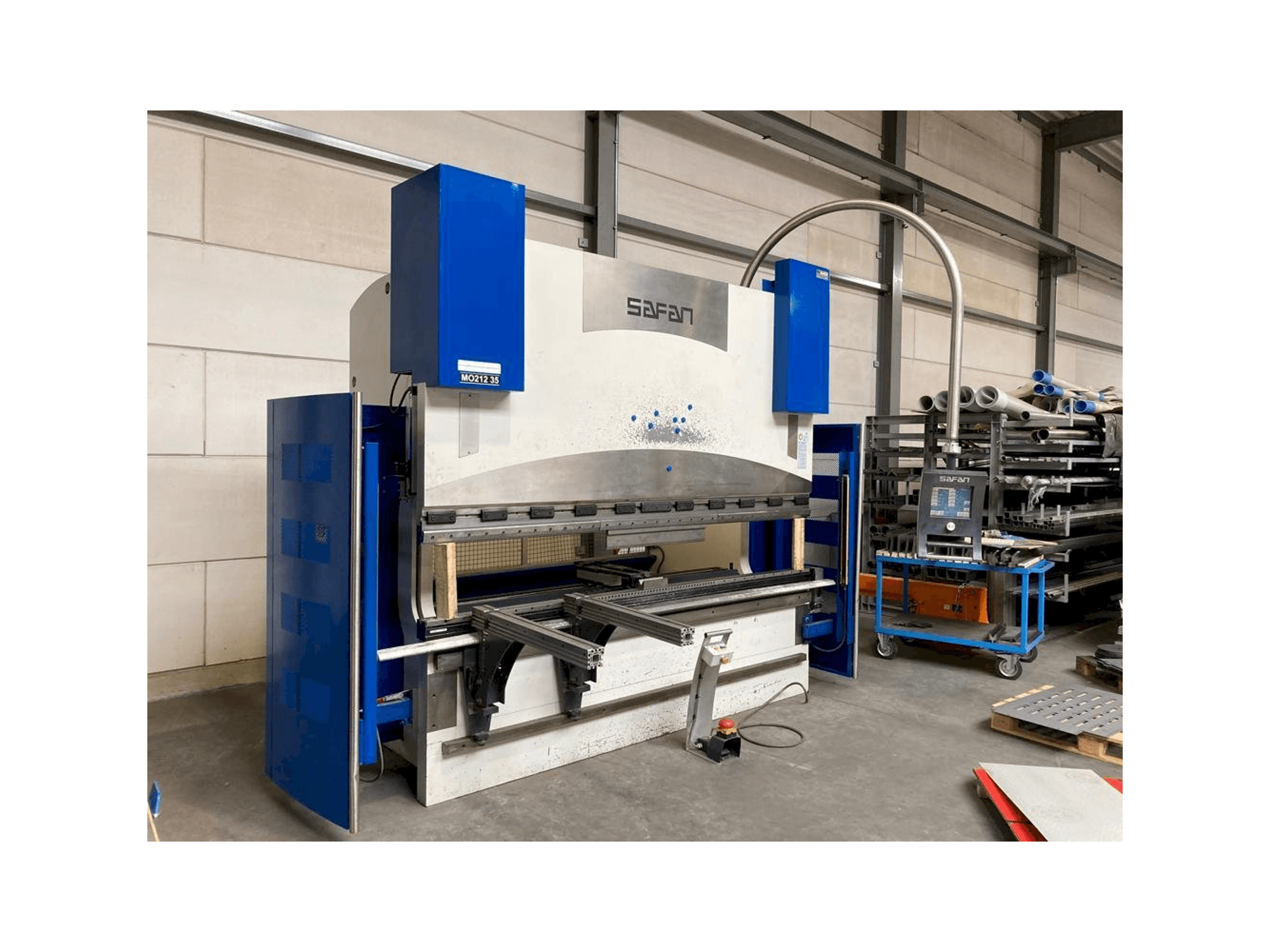 Vooraanzicht van Safan CNCL-K 170-3100 TS 2 machine