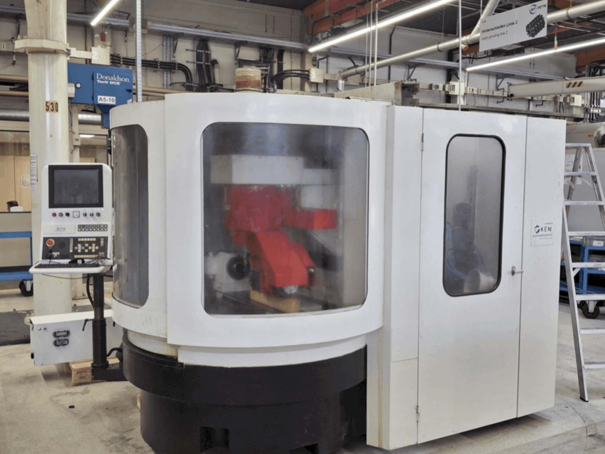 Vooraanzicht van SAACKE UWIID machine