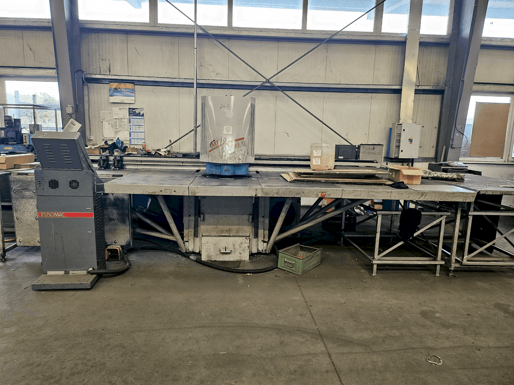 Vooraanzicht van Euromac MTX Flex 6 machine