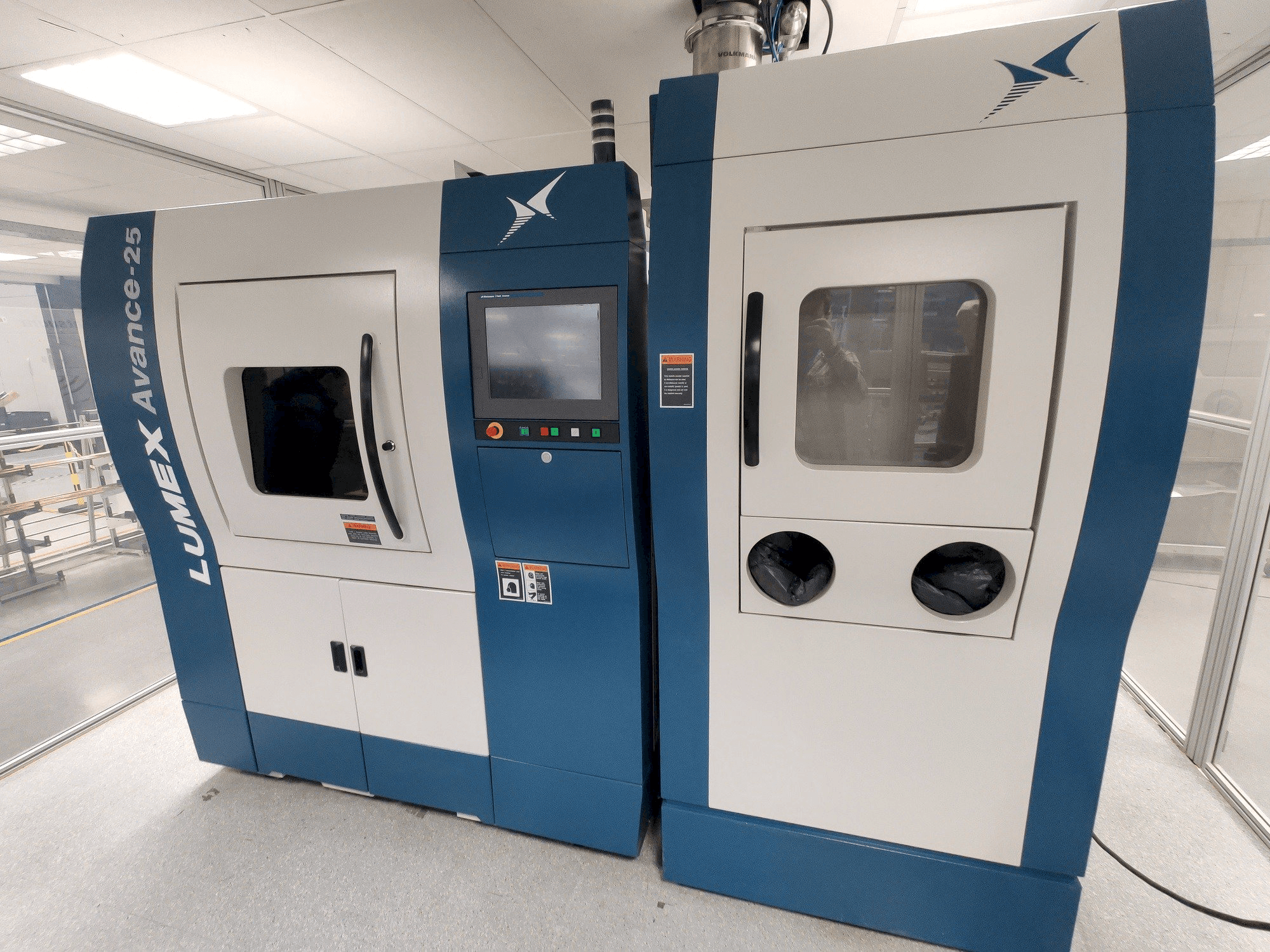 Vooraanzicht van Matsuura Lumex Avance-25 machine