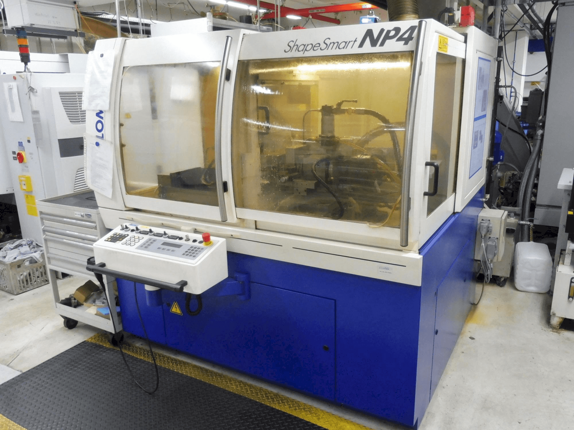 Vooraanzicht van ROLLOMATIC ShapeSmart NP4 machine