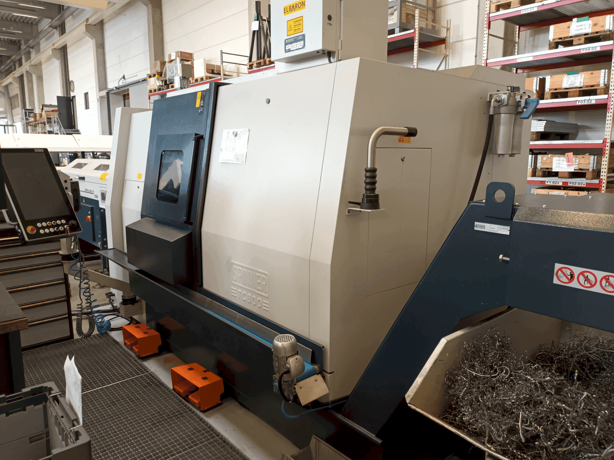 Vooraanzicht van SPINNER TC 800 machine