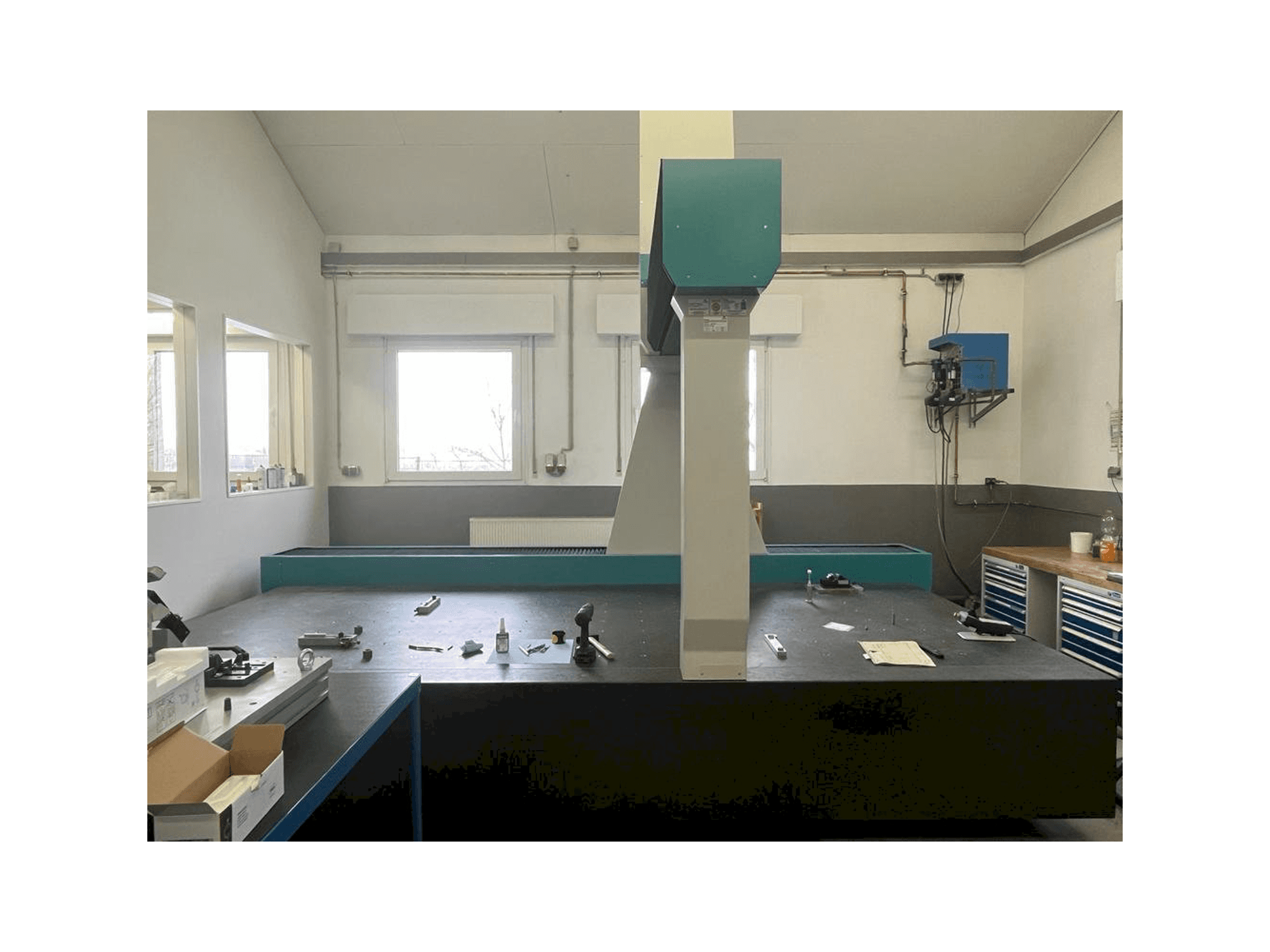 Vooraanzicht van Wenzel LH 1512 machine