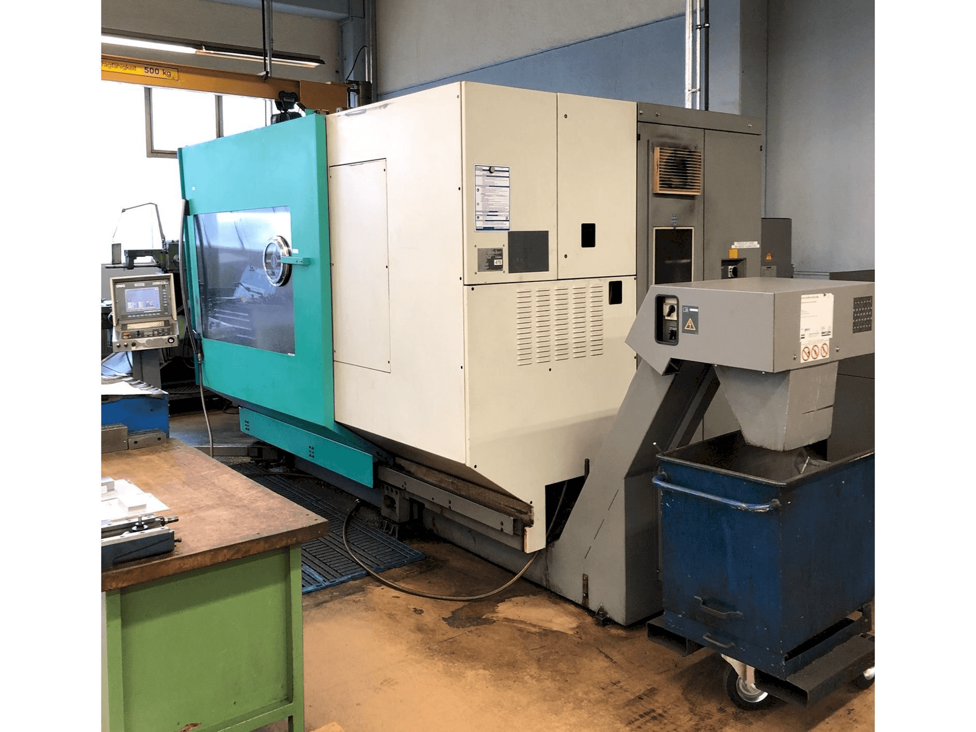 Vooraanzicht van DECKEL MAHO Dmu80p machine