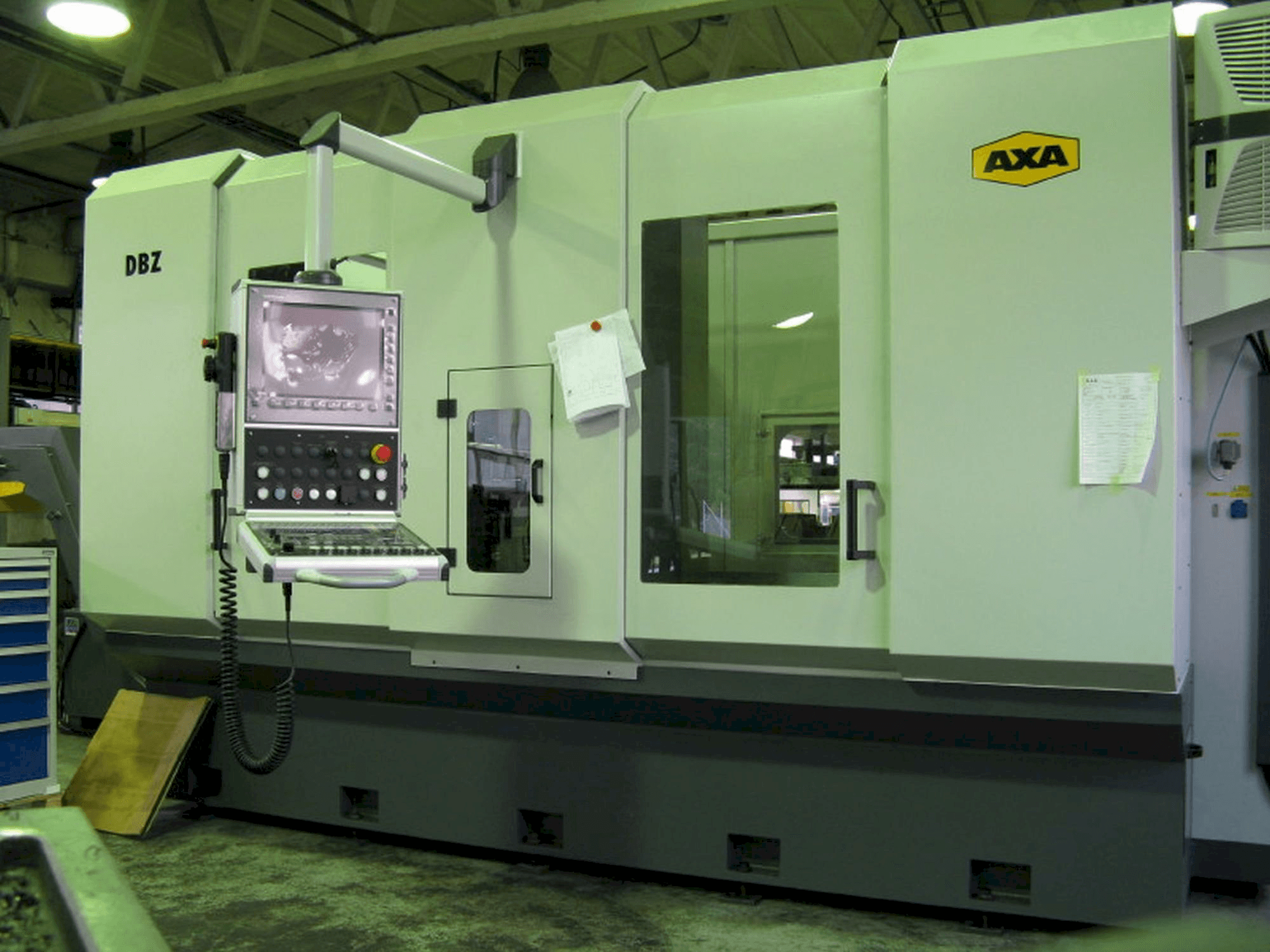 Vooraanzicht van AXA DBZ machine