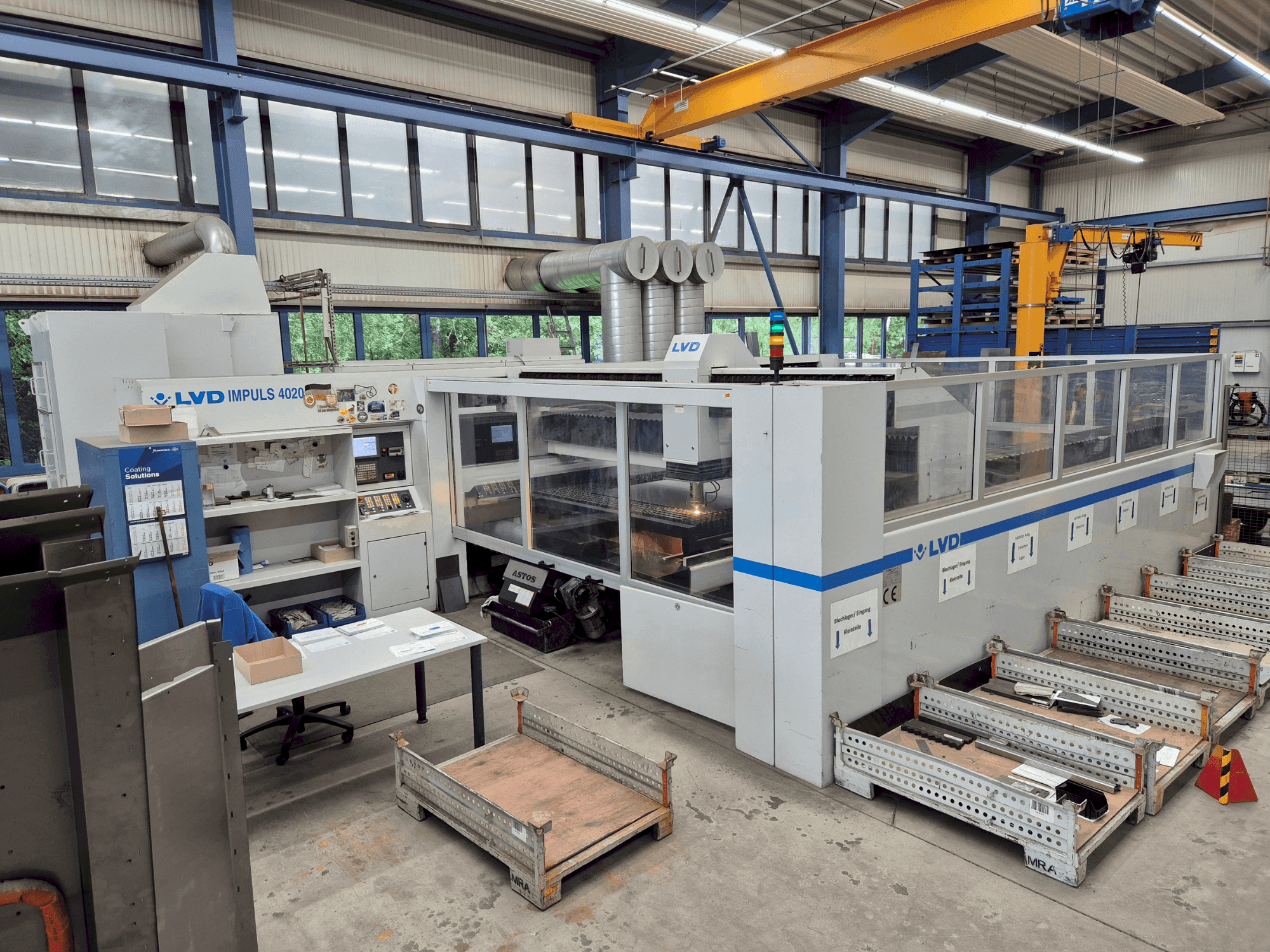 Vooraanzicht van LVD Impuls 4020 machine