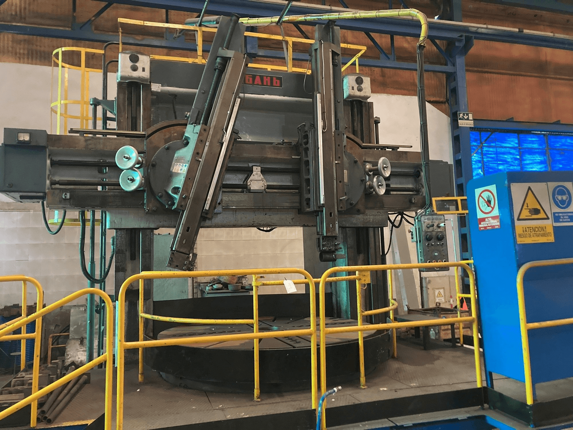 Vooraanzicht van STANKO machine