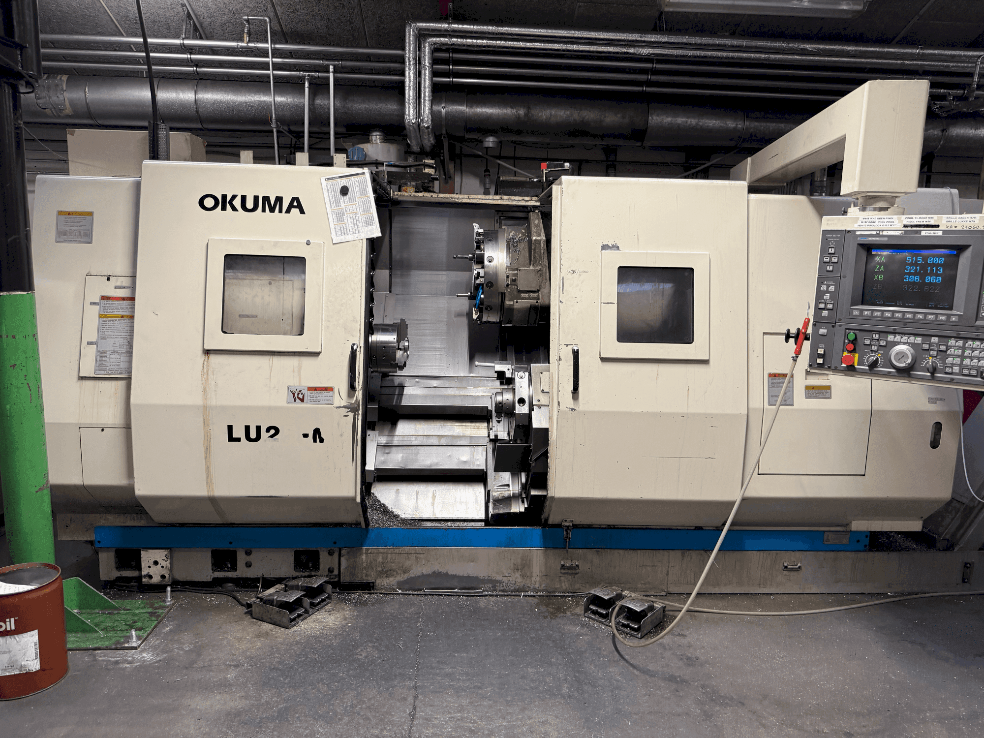 Vooraanzicht van Okuma LU2-M machine